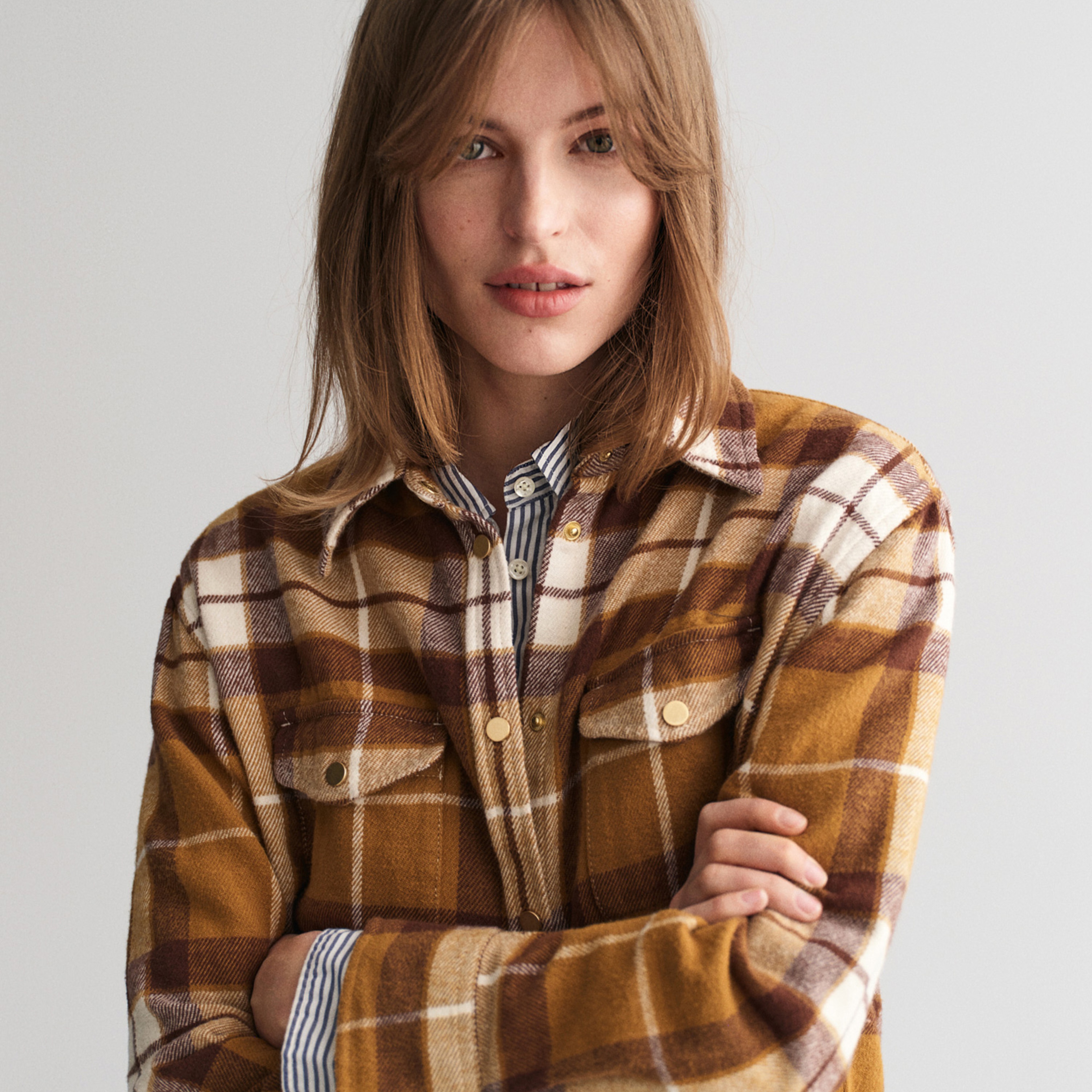 GANT Kadın Kahverengi Relaxed Fit Kareli Gömlek