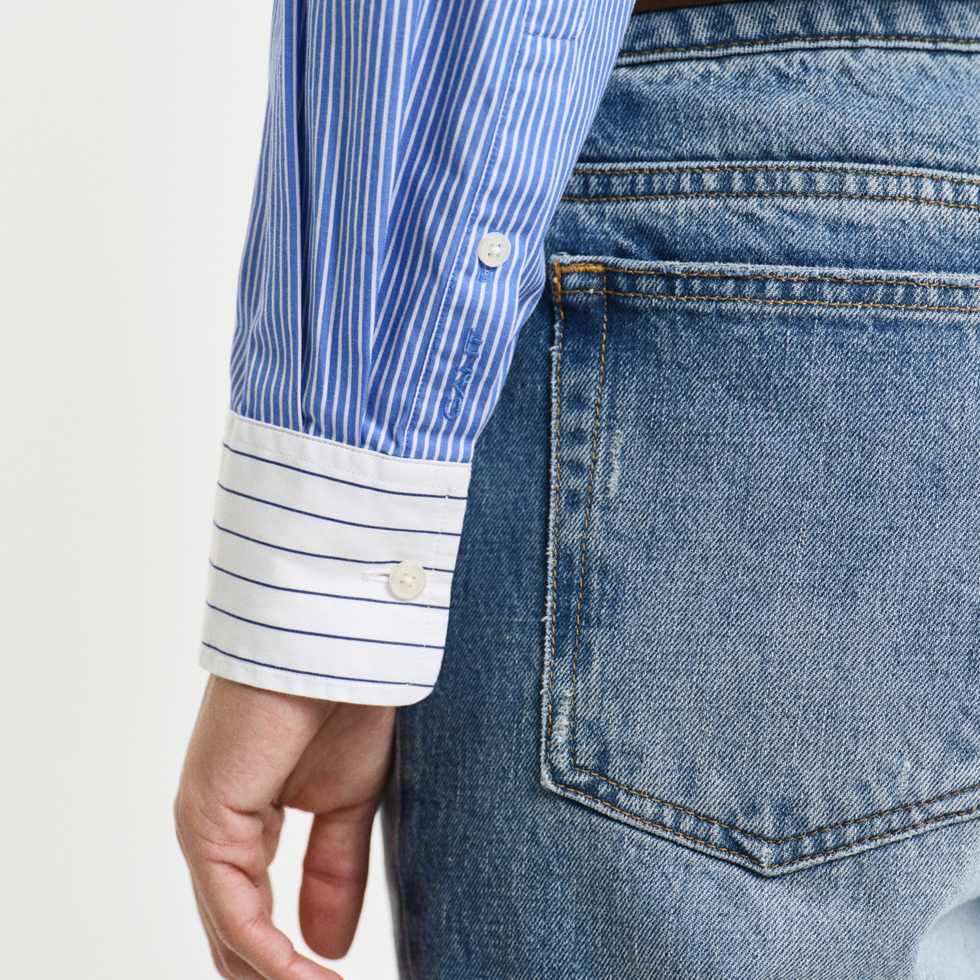 GANT Kadın Mavi Relaxed Fit Çizgili Gömlek