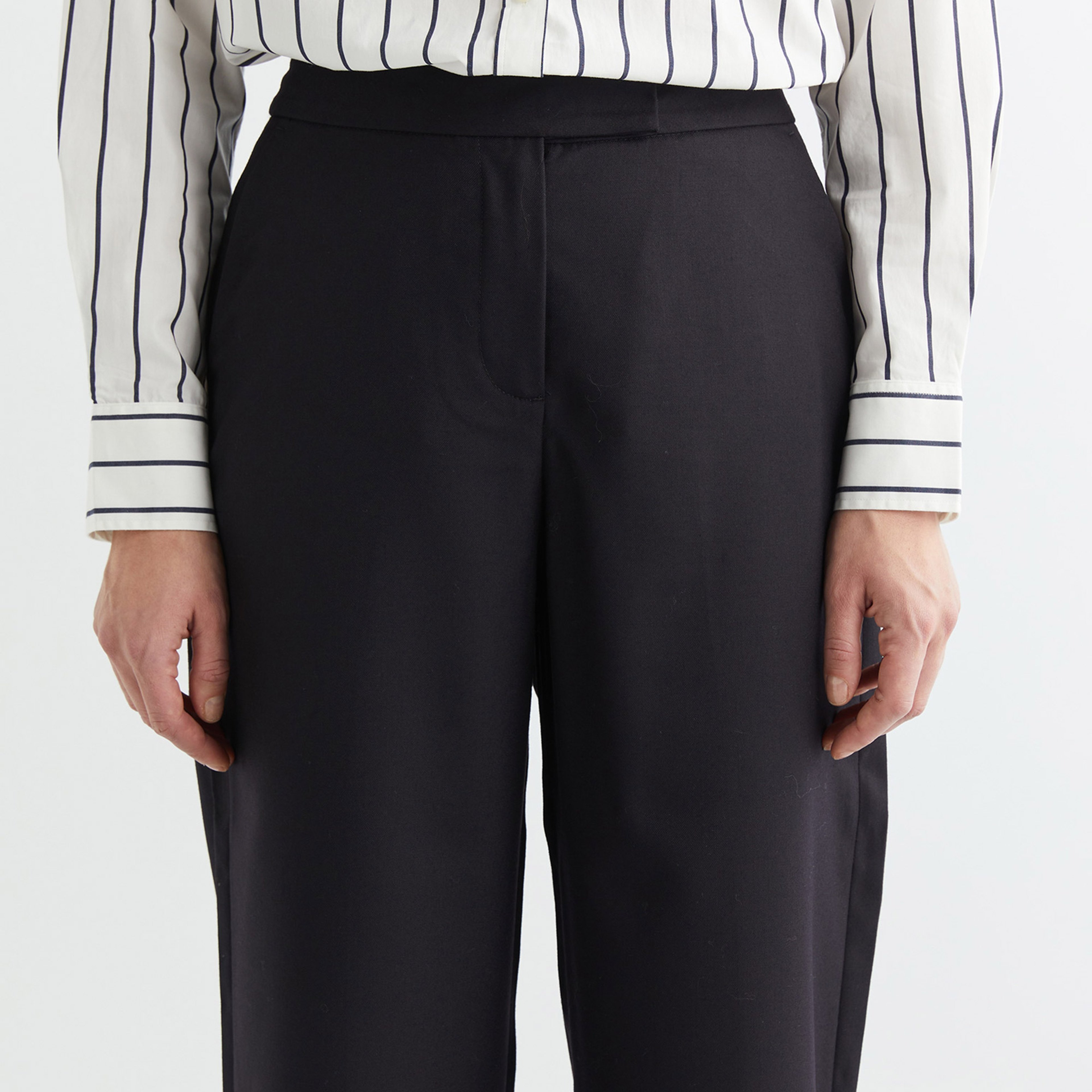 GANT Kadın Siyah Slim Fit Pantolon