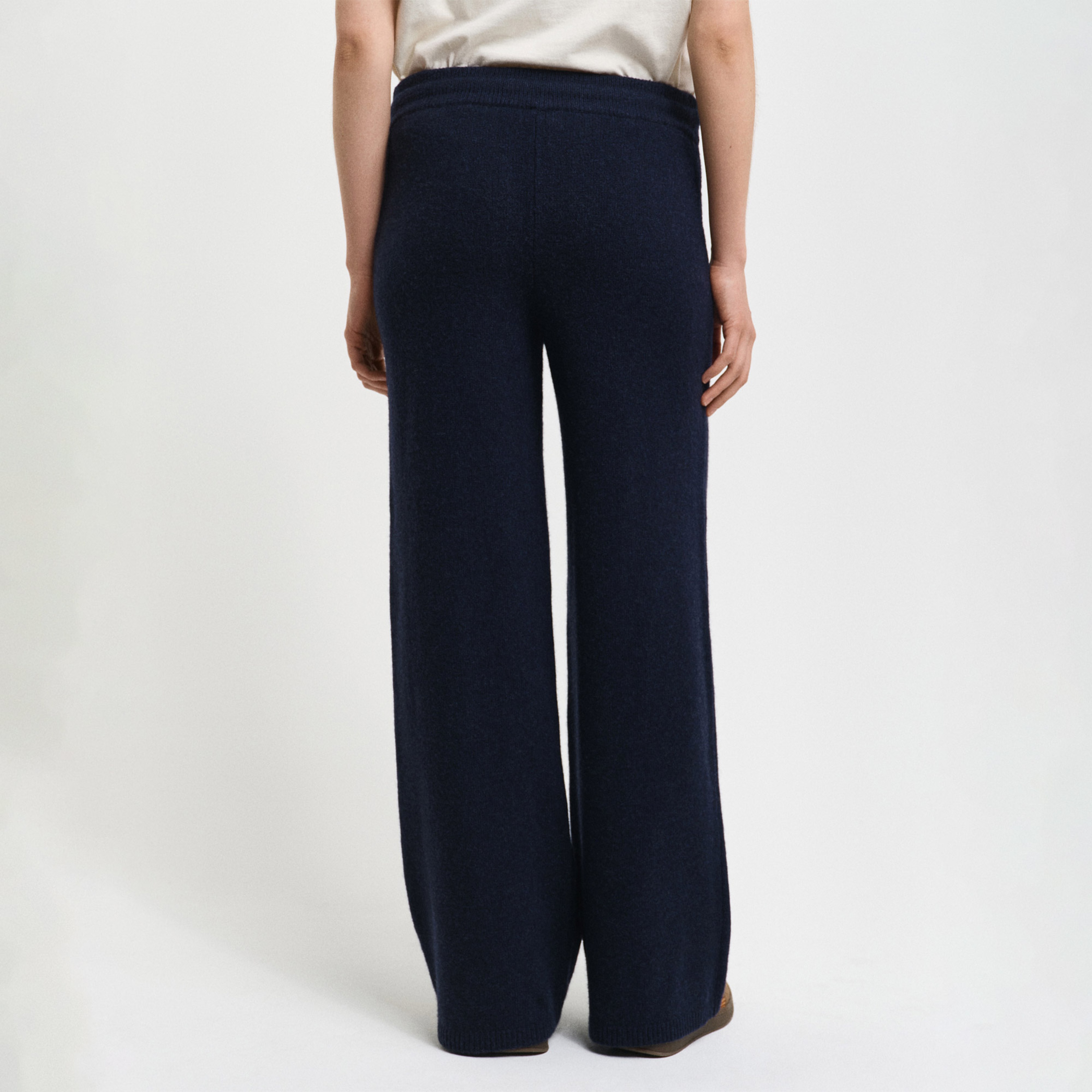 GANT Kadın Lacivert Regular Fit Pantolon