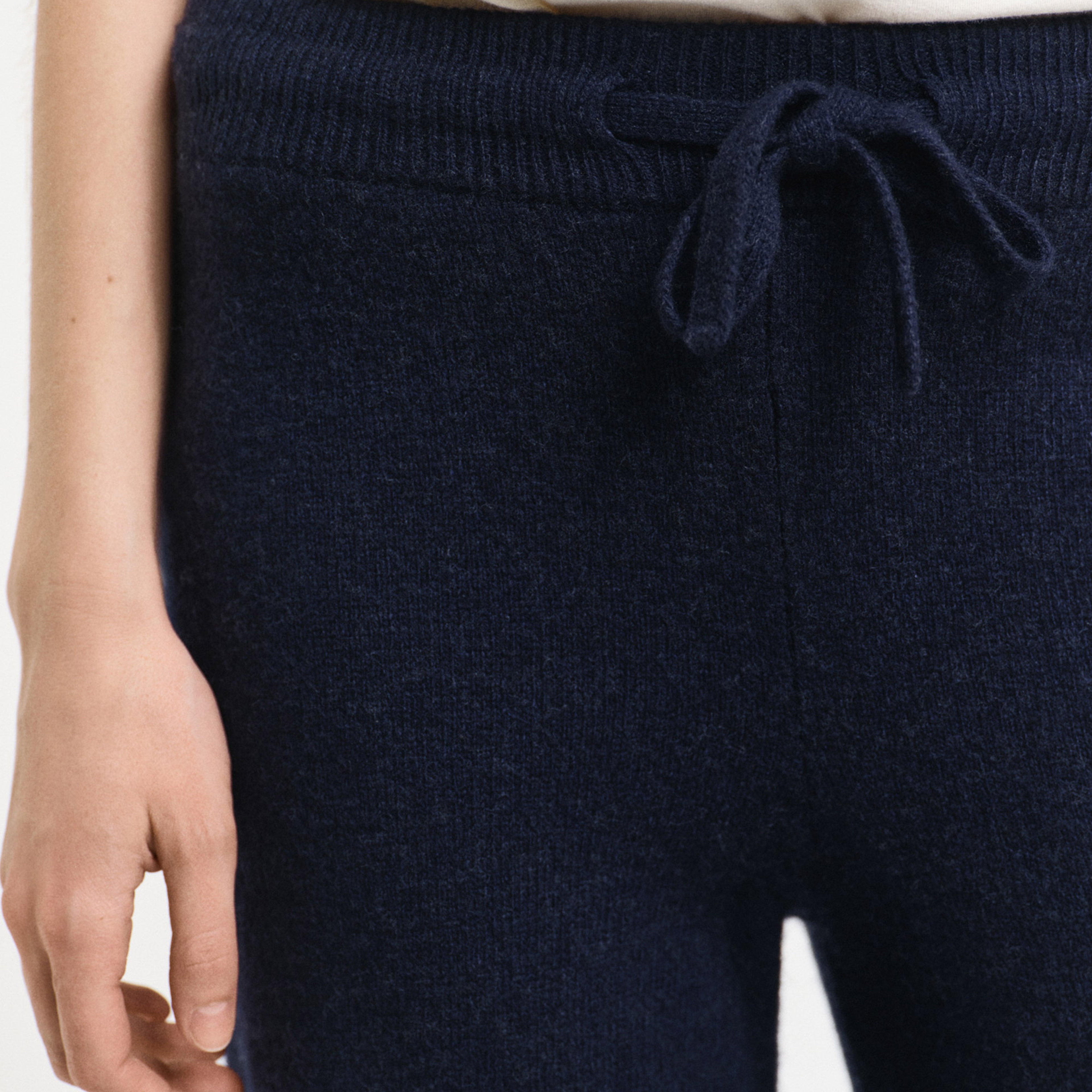 GANT Kadın Lacivert Regular Fit Pantolon