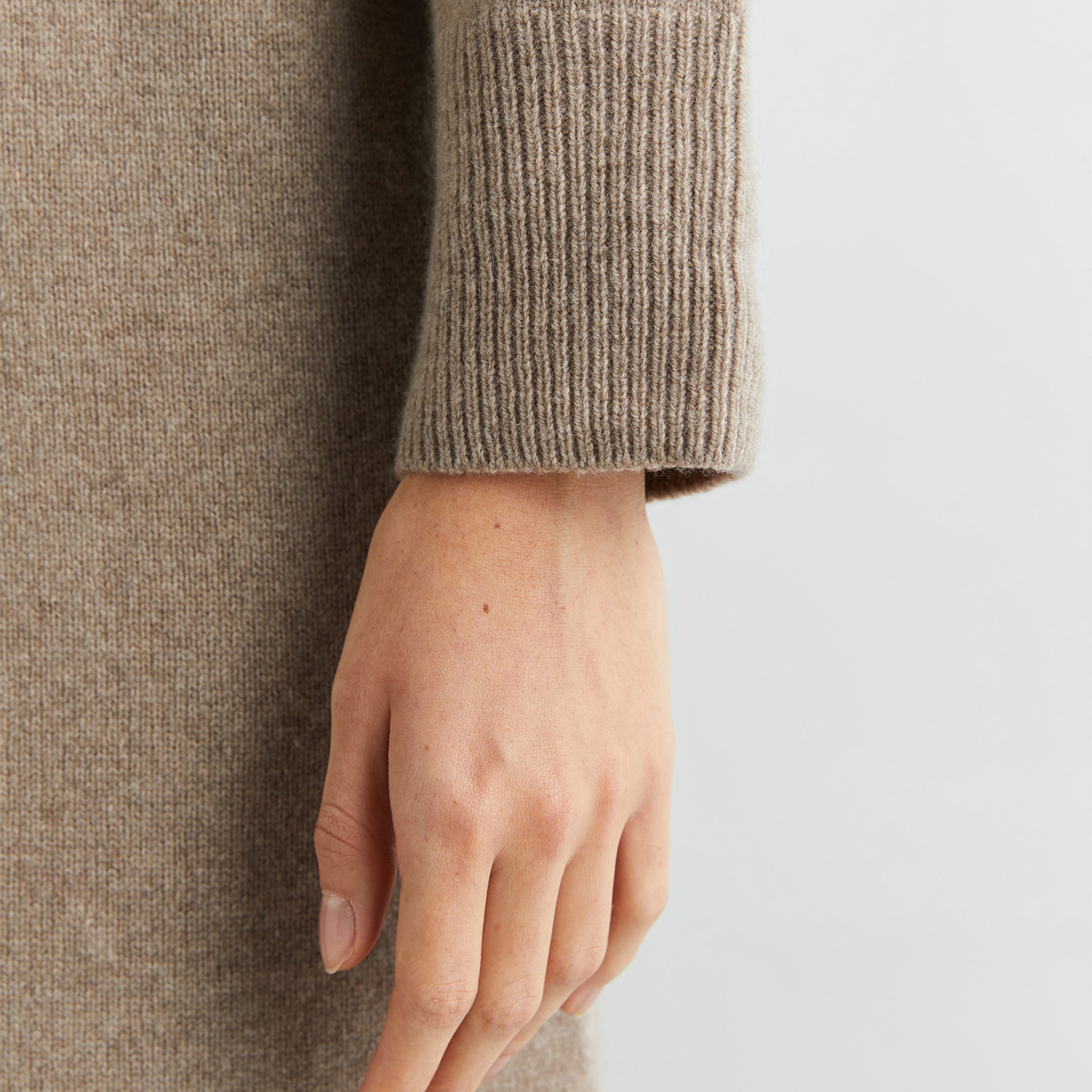GANT Kadın Bej Relaxed Fit Dik Yaka Elbise