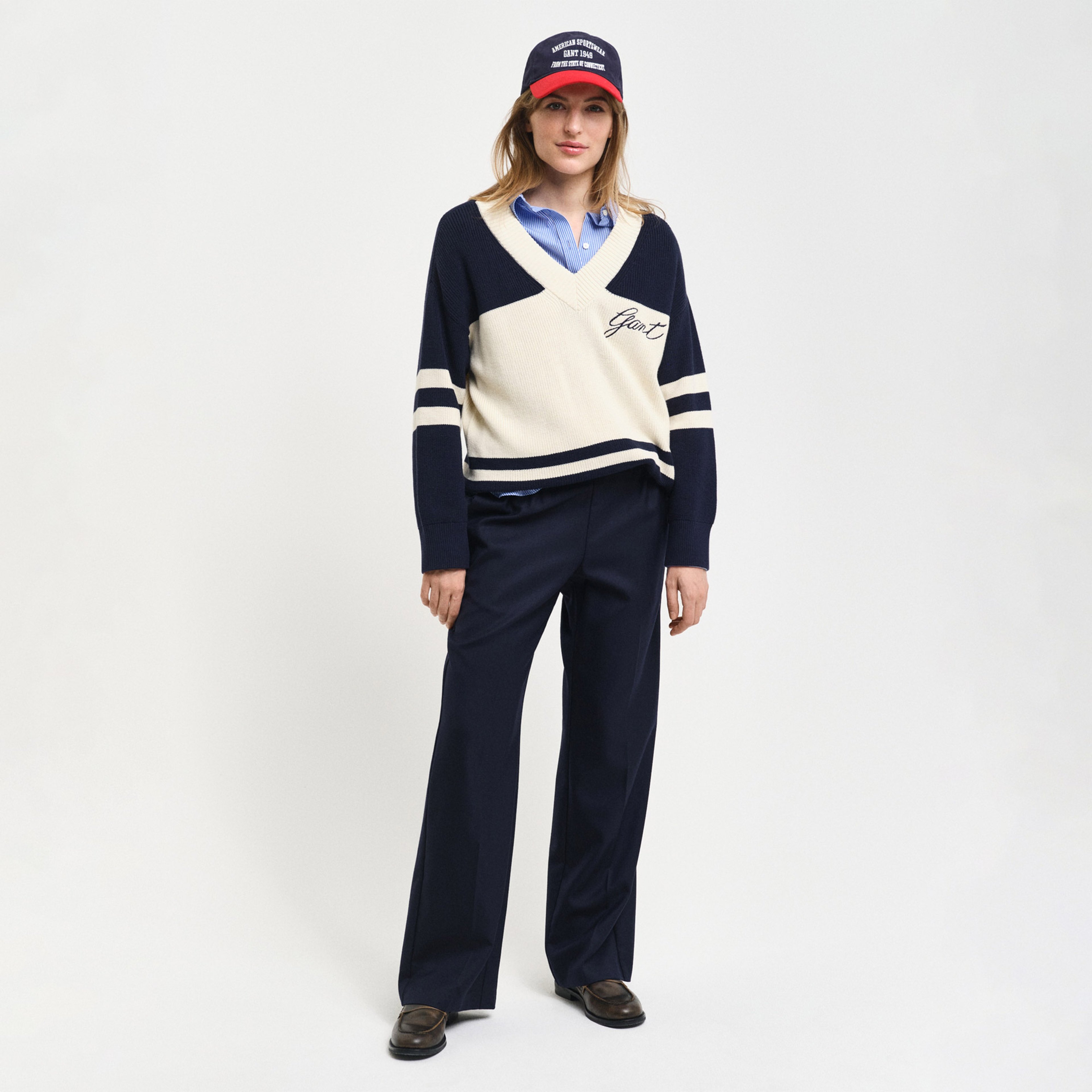 GANT Kadın Lacivert Relaxed Fit Pantolon
