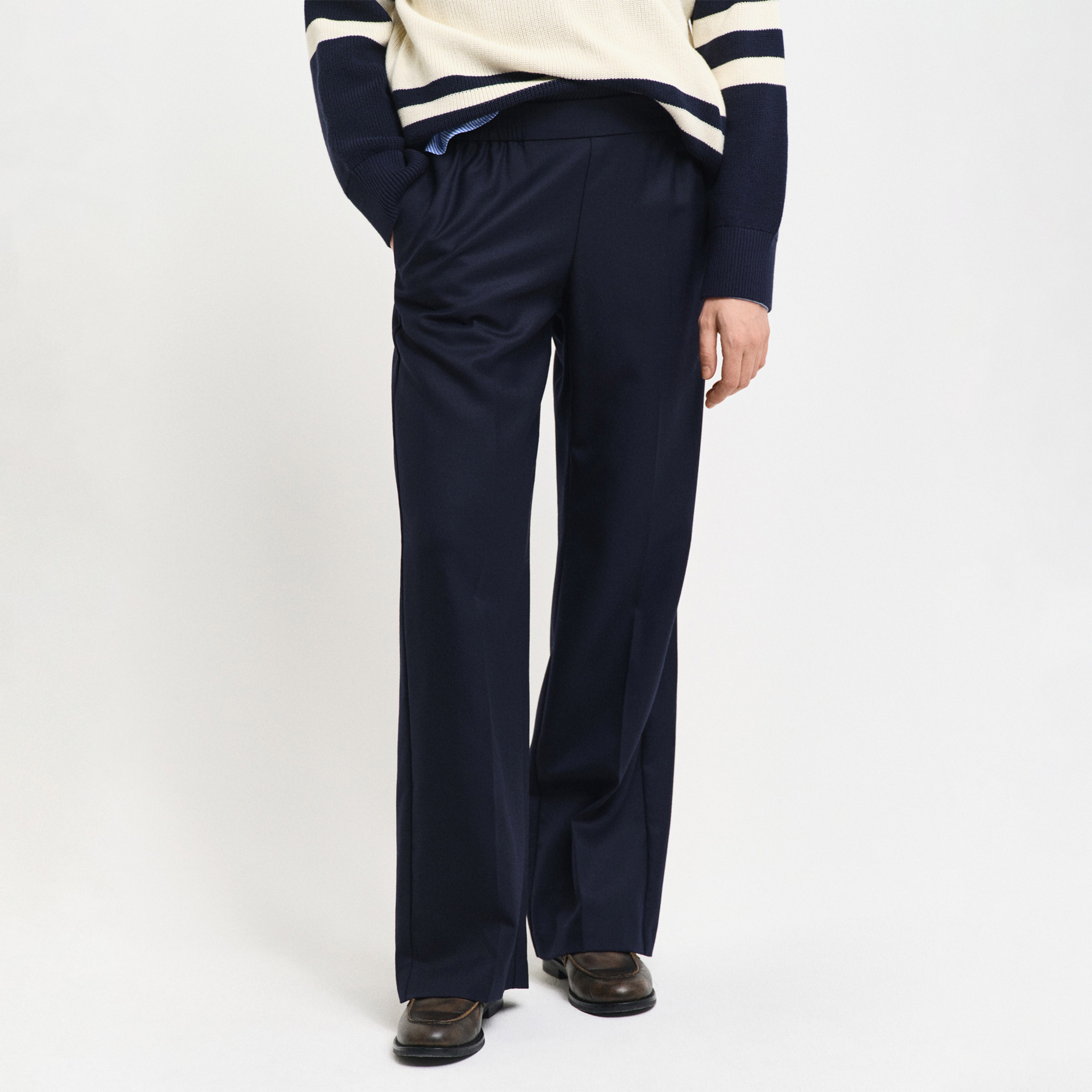 GANT Kadın Lacivert Relaxed Fit Pantolon