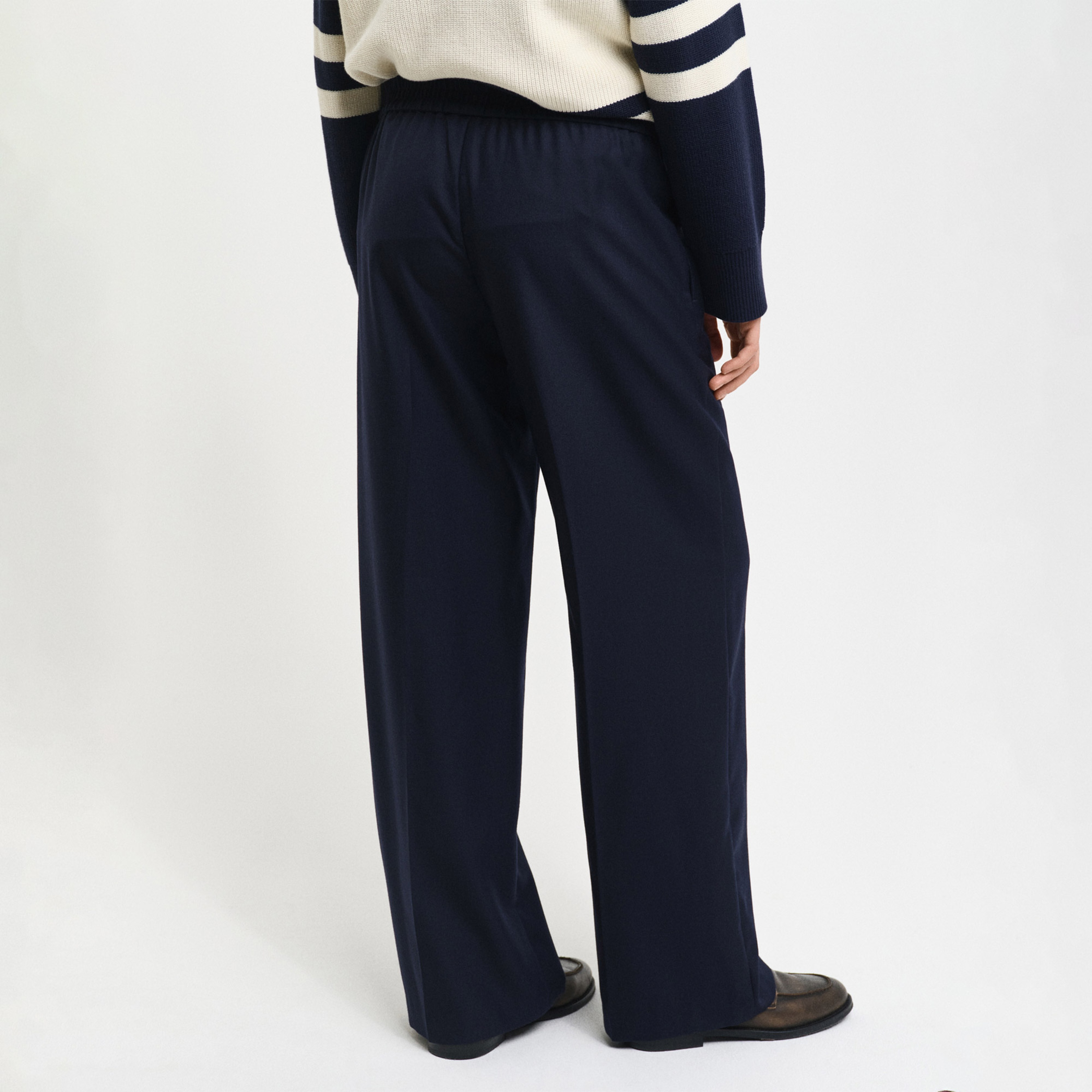 GANT Kadın Lacivert Relaxed Fit Pantolon