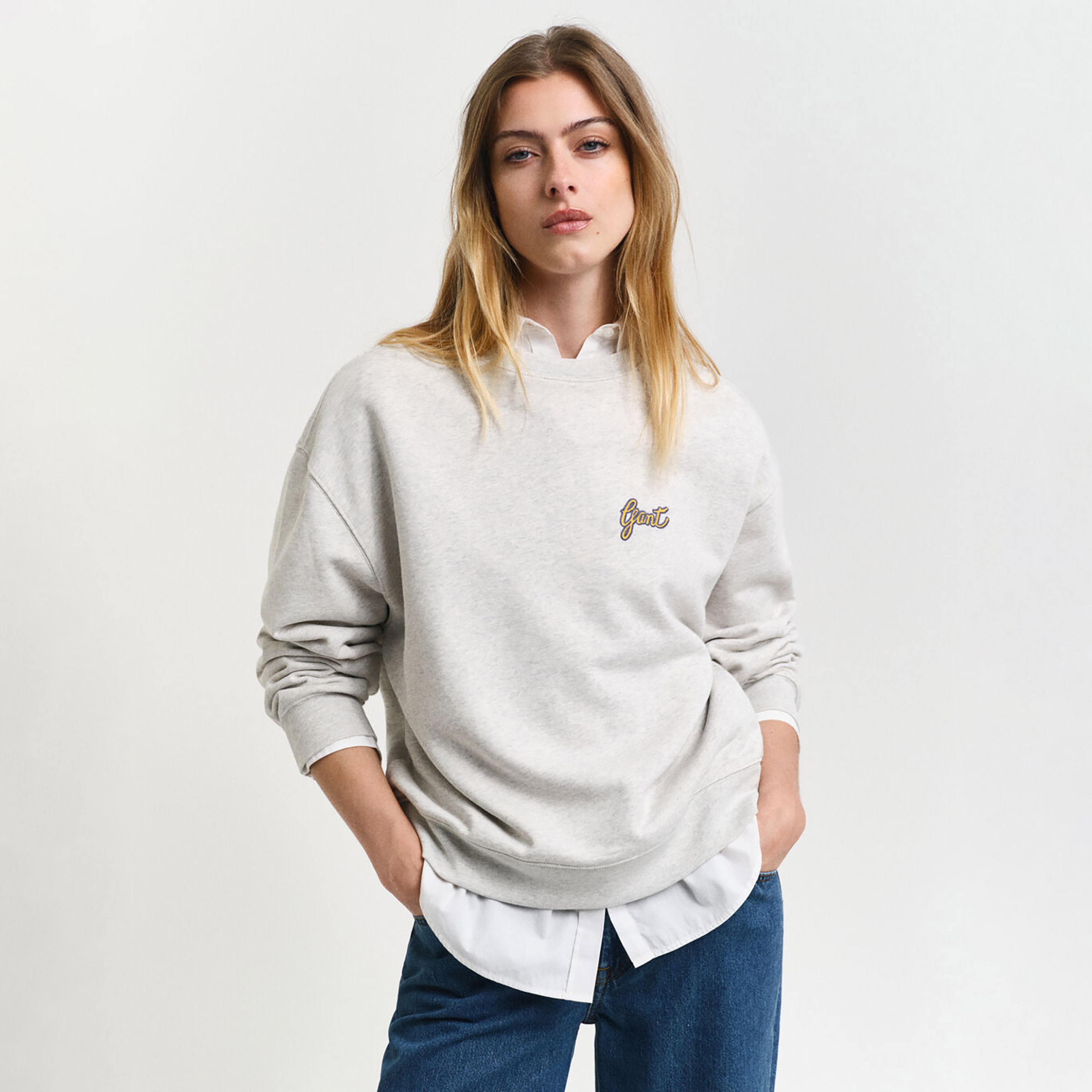 GANT Kadın Gri Loose Fit Bisiklet Yaka Logolu Sweatshirt