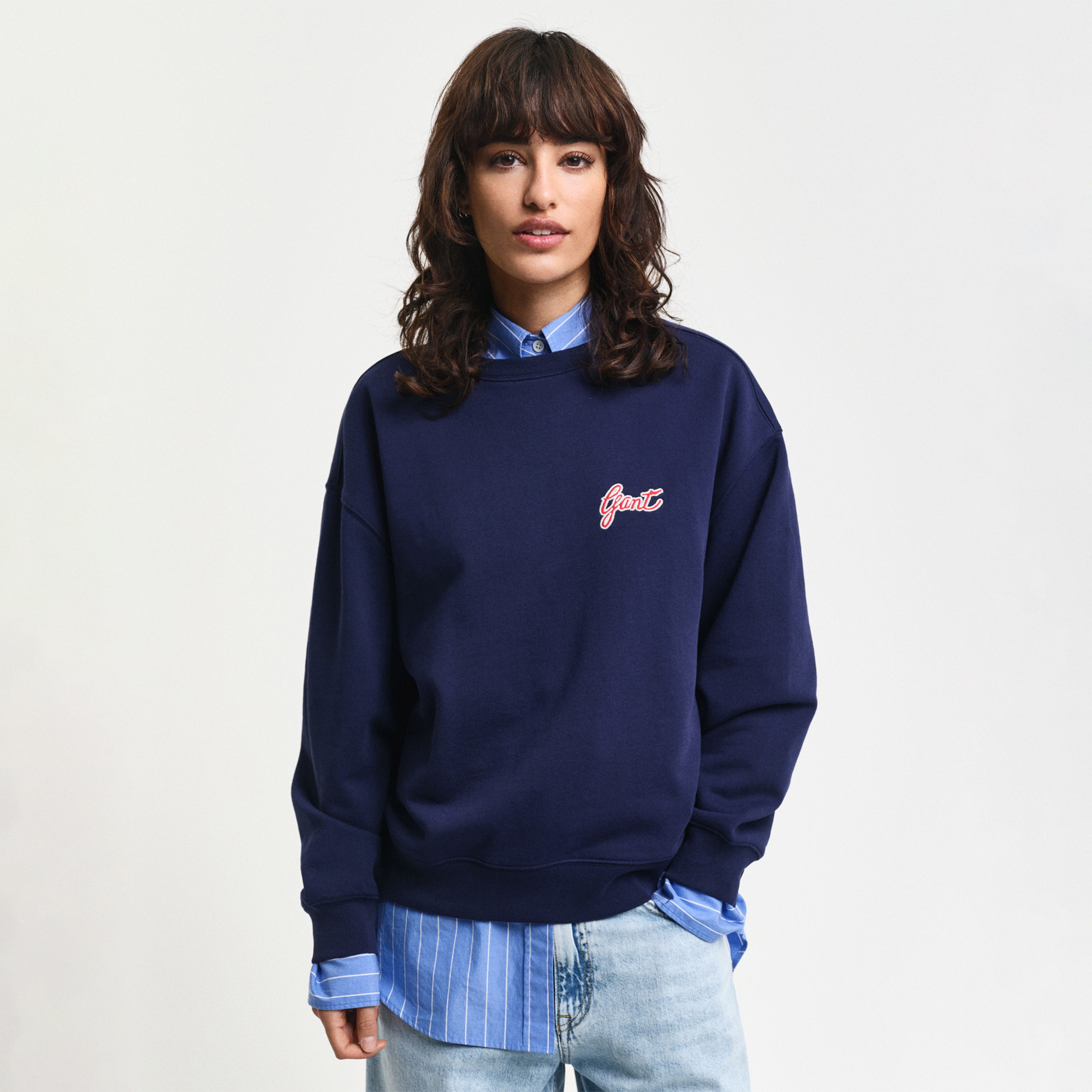 GANT Kadın Lacivert Loose Fit Bisiklet Yaka Logolu Sweatshirt