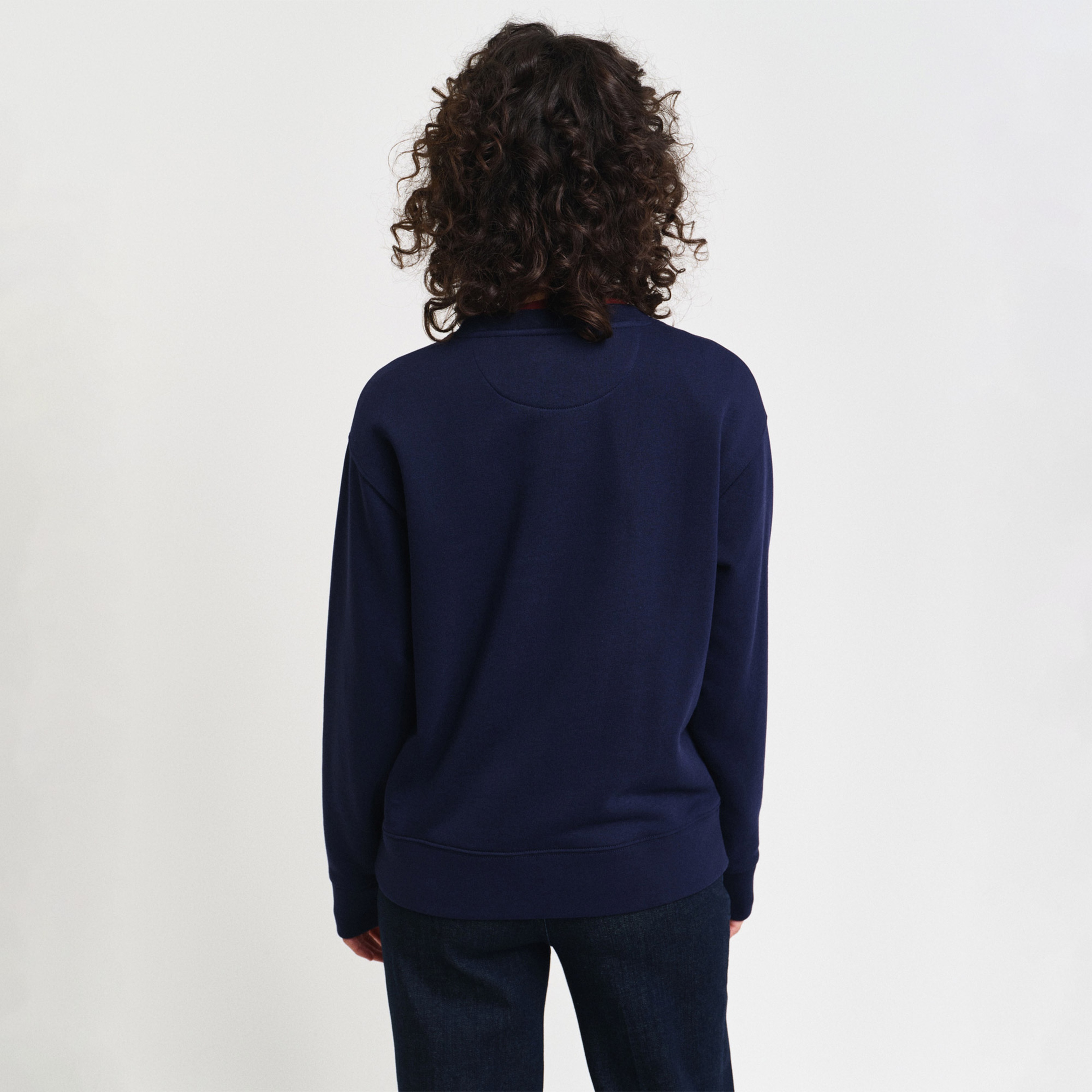 GANT Kadın Lacivert Regular Fit Bisiklet Yaka Logolu Sweatshirt