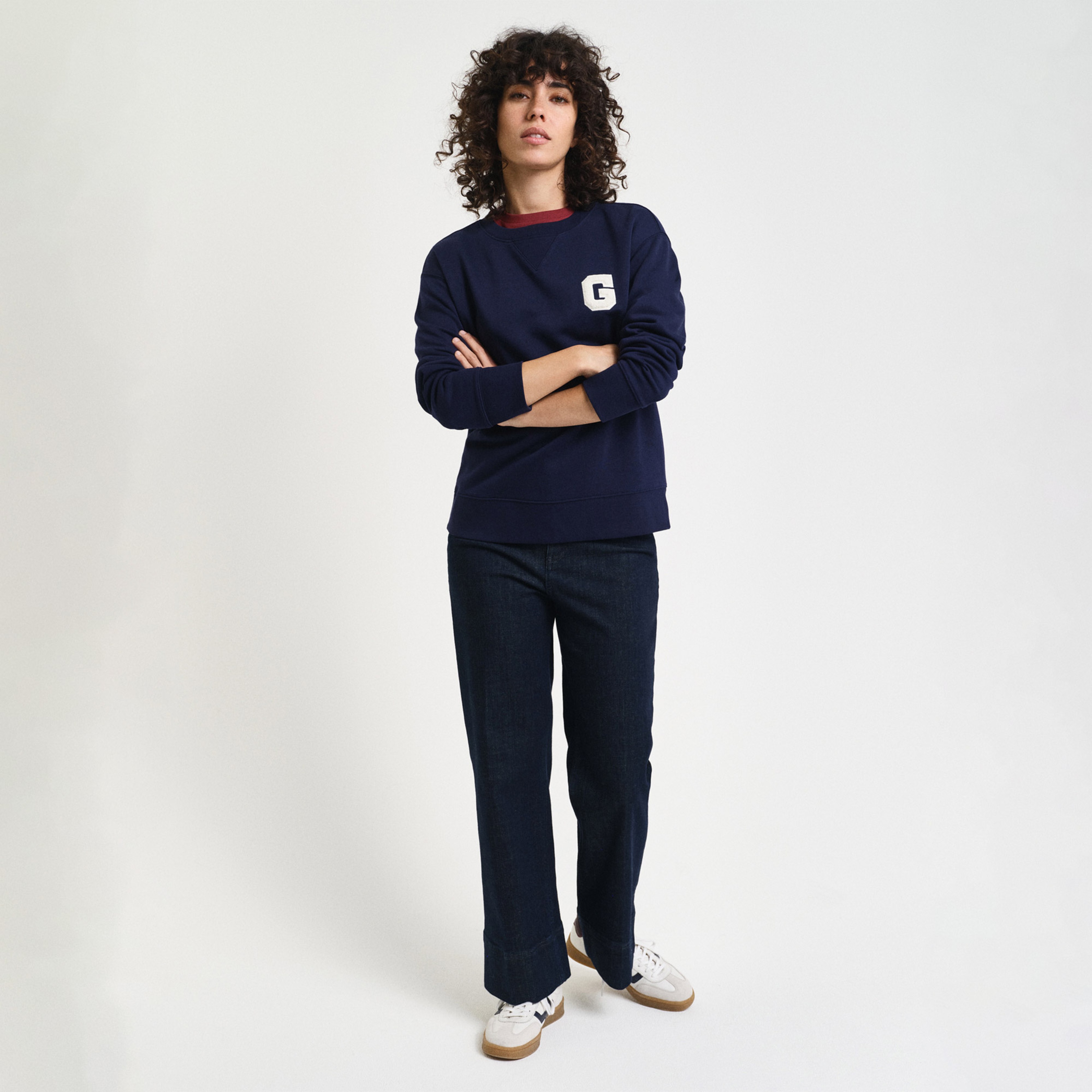 GANT Kadın Lacivert Regular Fit Bisiklet Yaka Logolu Sweatshirt