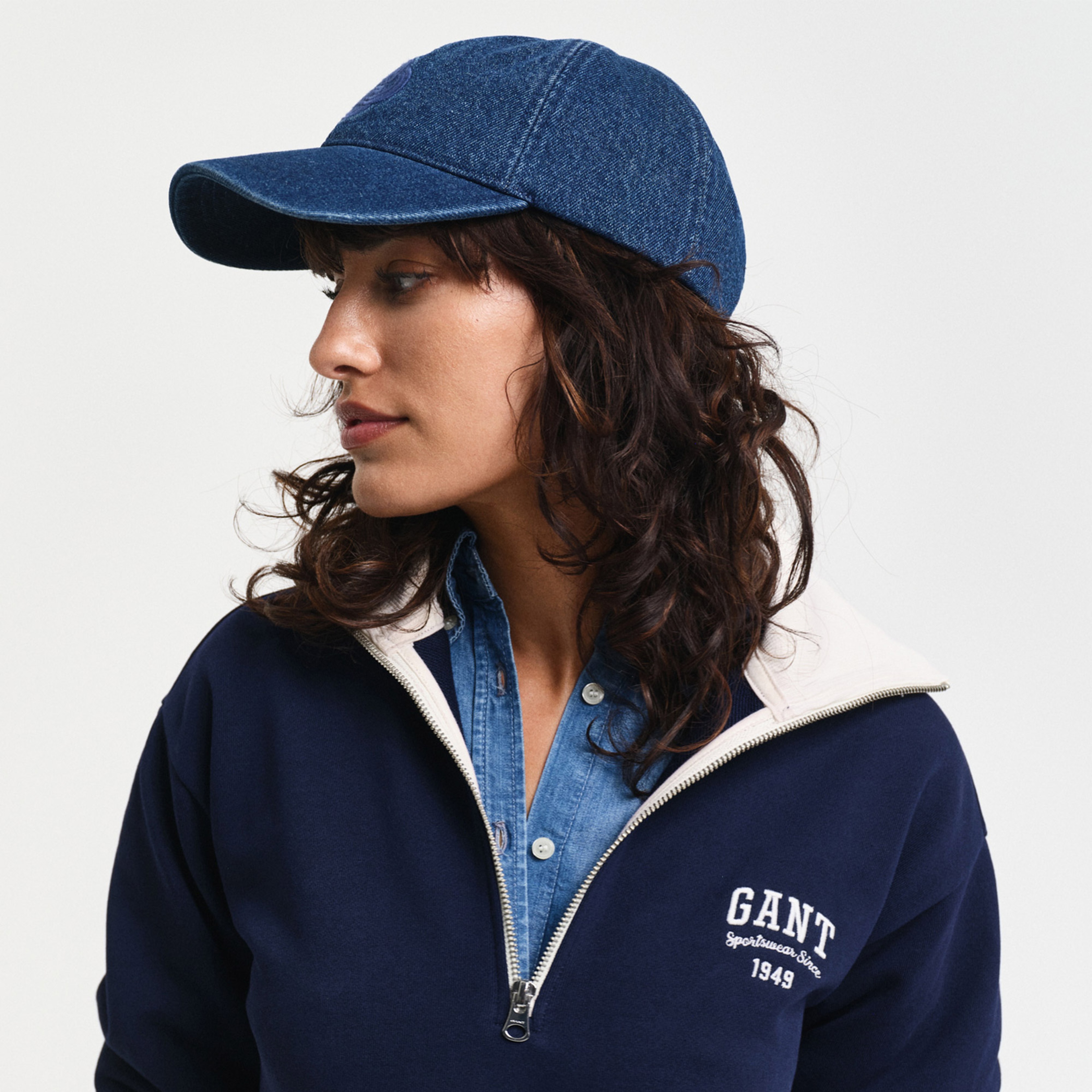GANT Kadın Lacivert Loose Fit Yarım Fermuarlı Logolu Sweatshirt