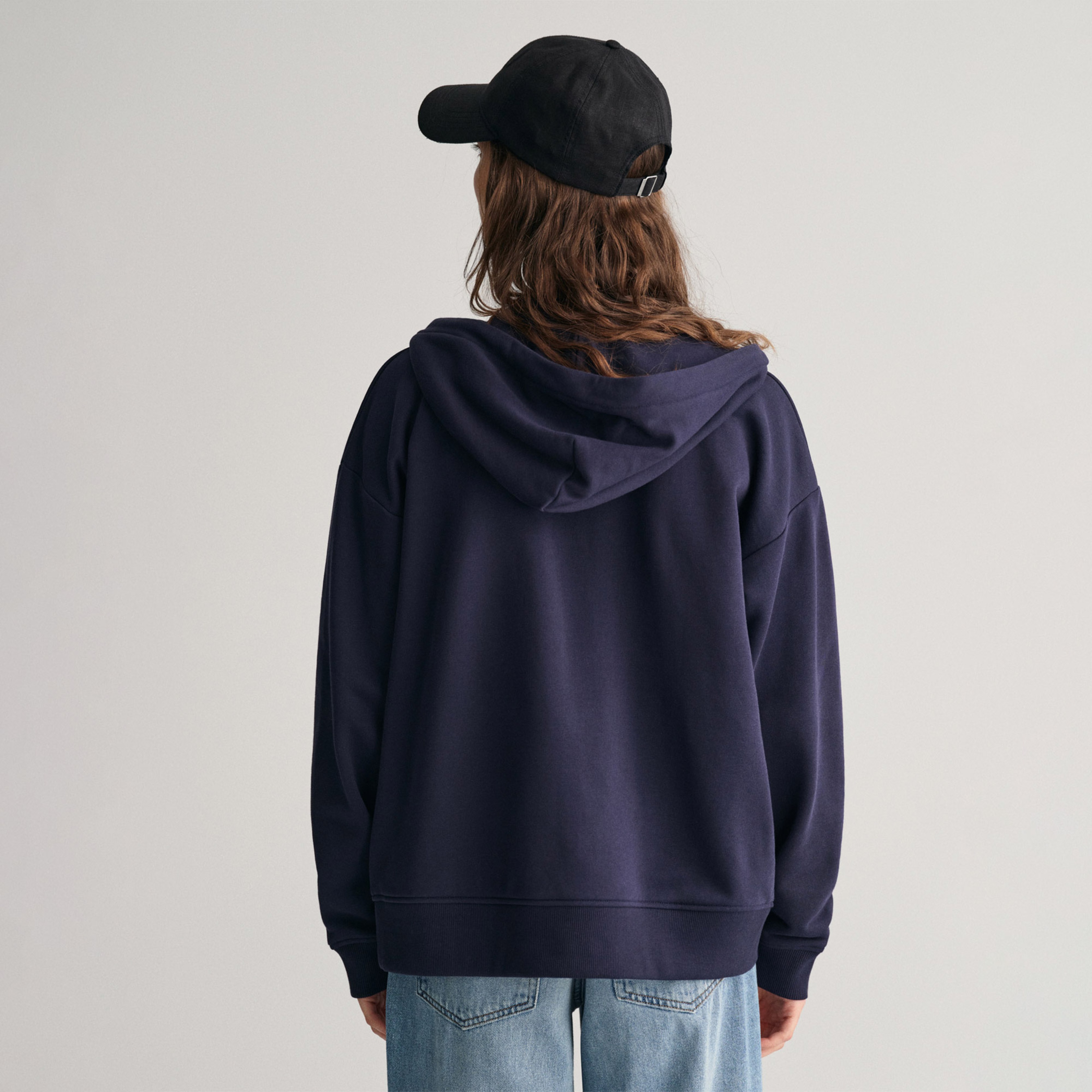 GANT Kadın Lacivert Relaxed Fit Kapüşonlu Sweatshirt
