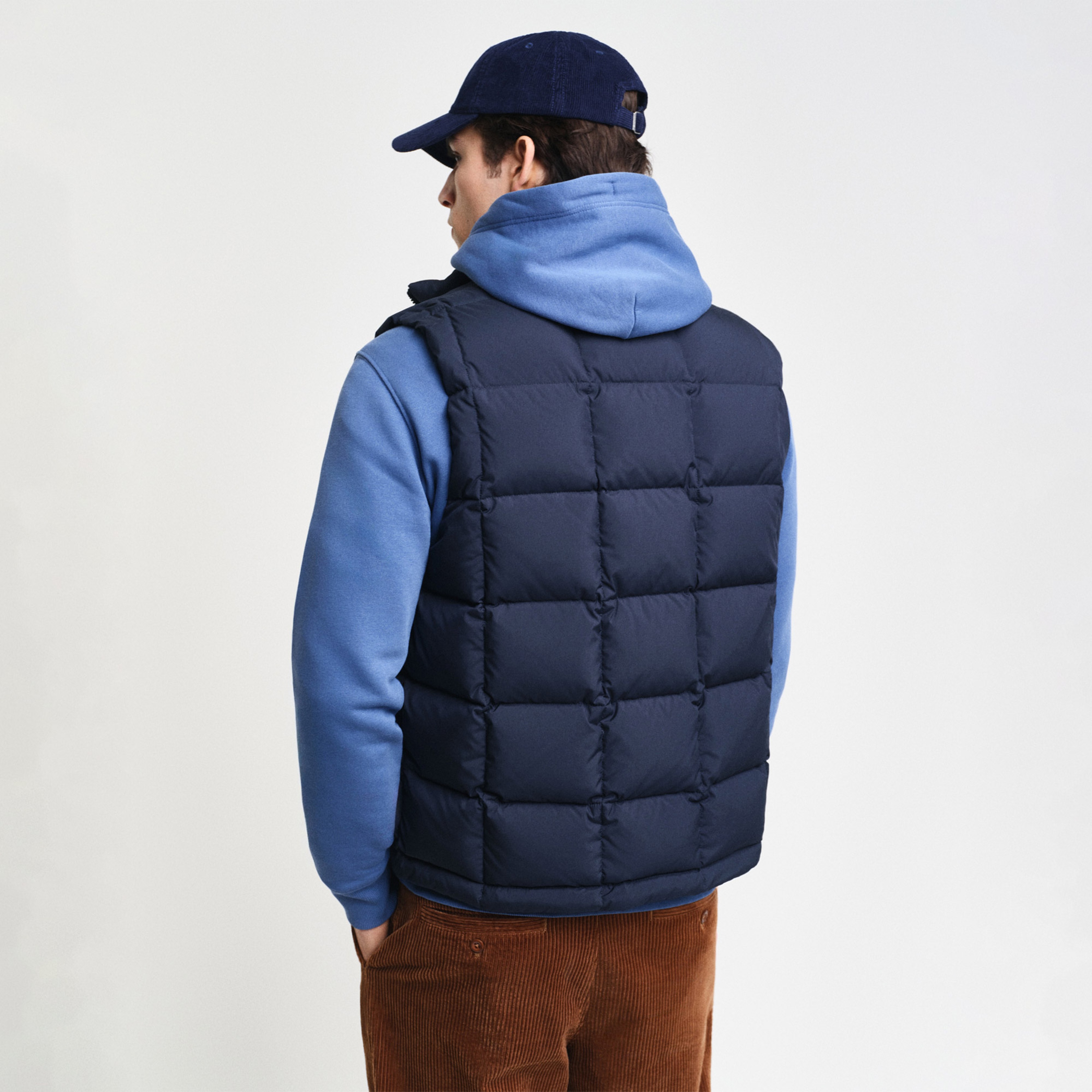 GANT Erkek Lacivert Regular Fit Dik Yaka Kapitone Yelek