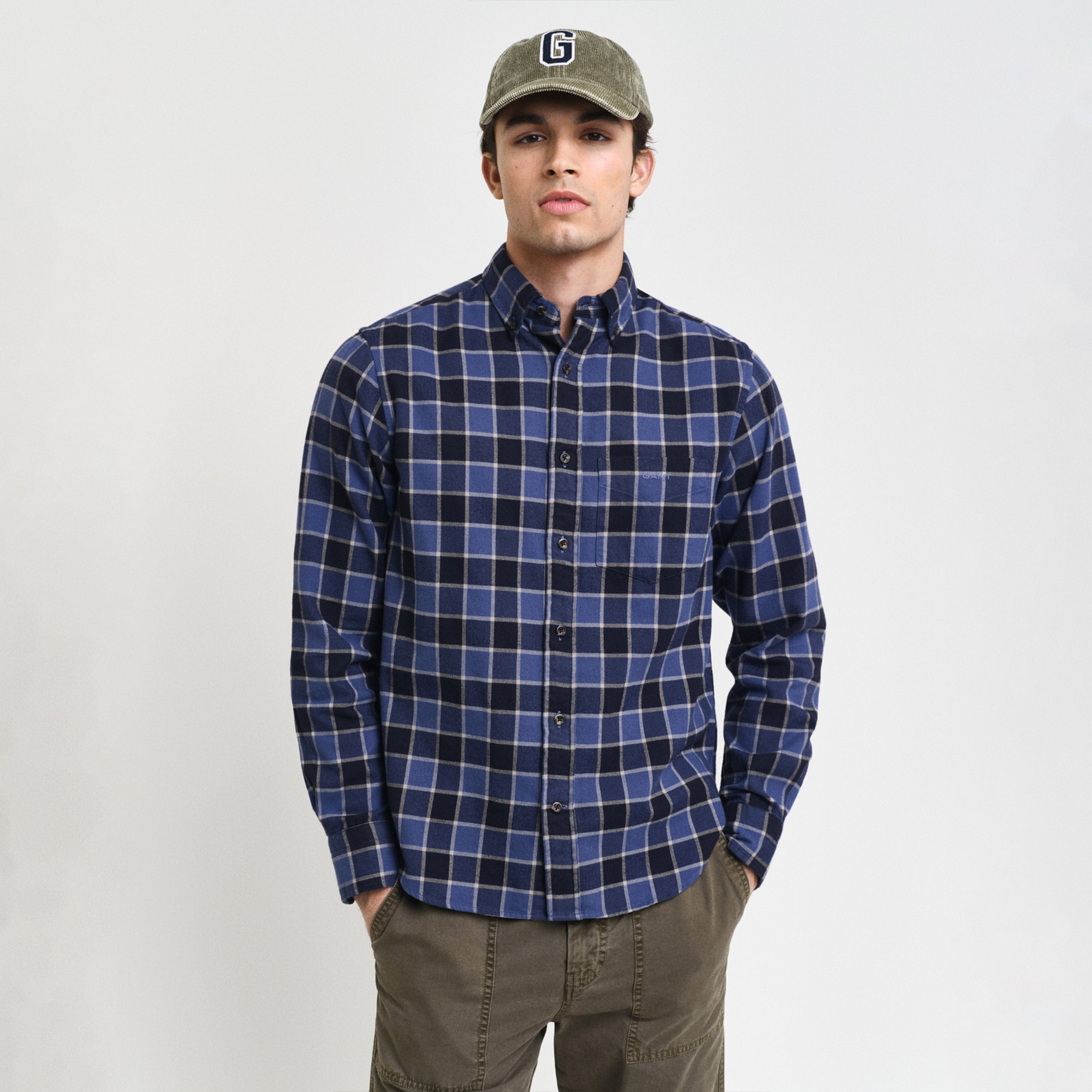 GANT Erkek Lacivert Regular Fit Düğmeli Yaka Kareli Gömlek