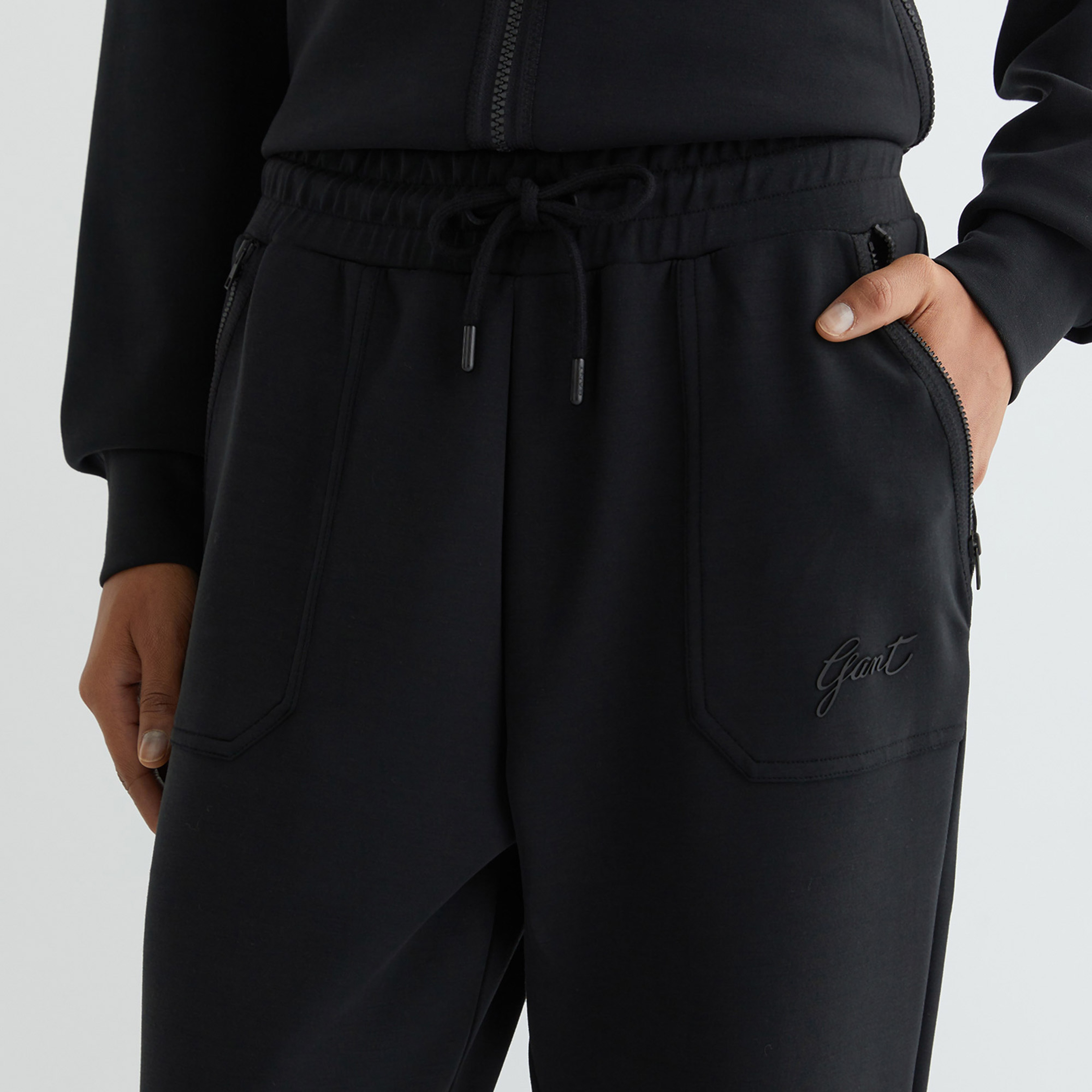 GANT Kadın Siyah Regular Fit Logolu Eşofman Altı