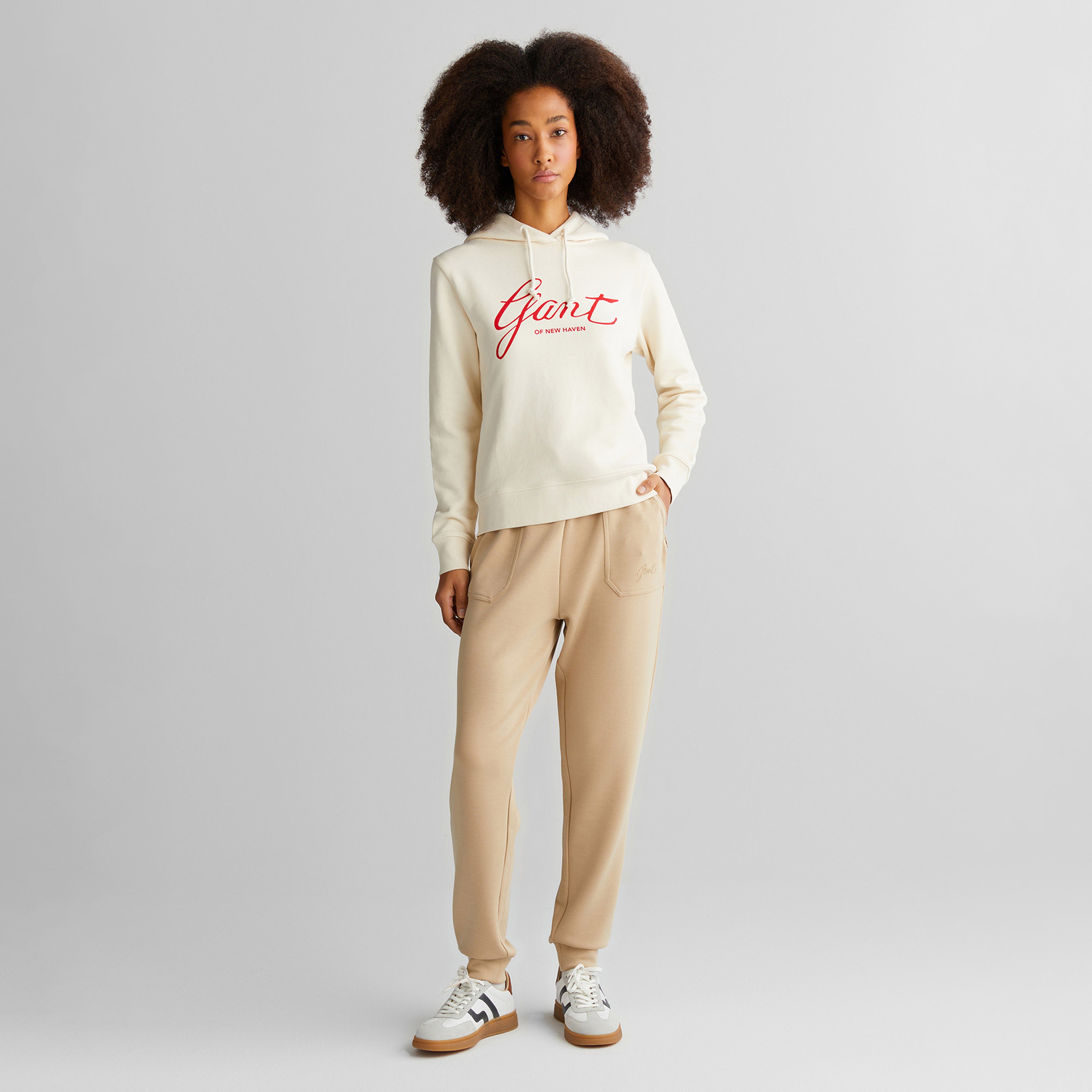 GANT Kadın Bej Regular Fit Logolu Eşofman Altı