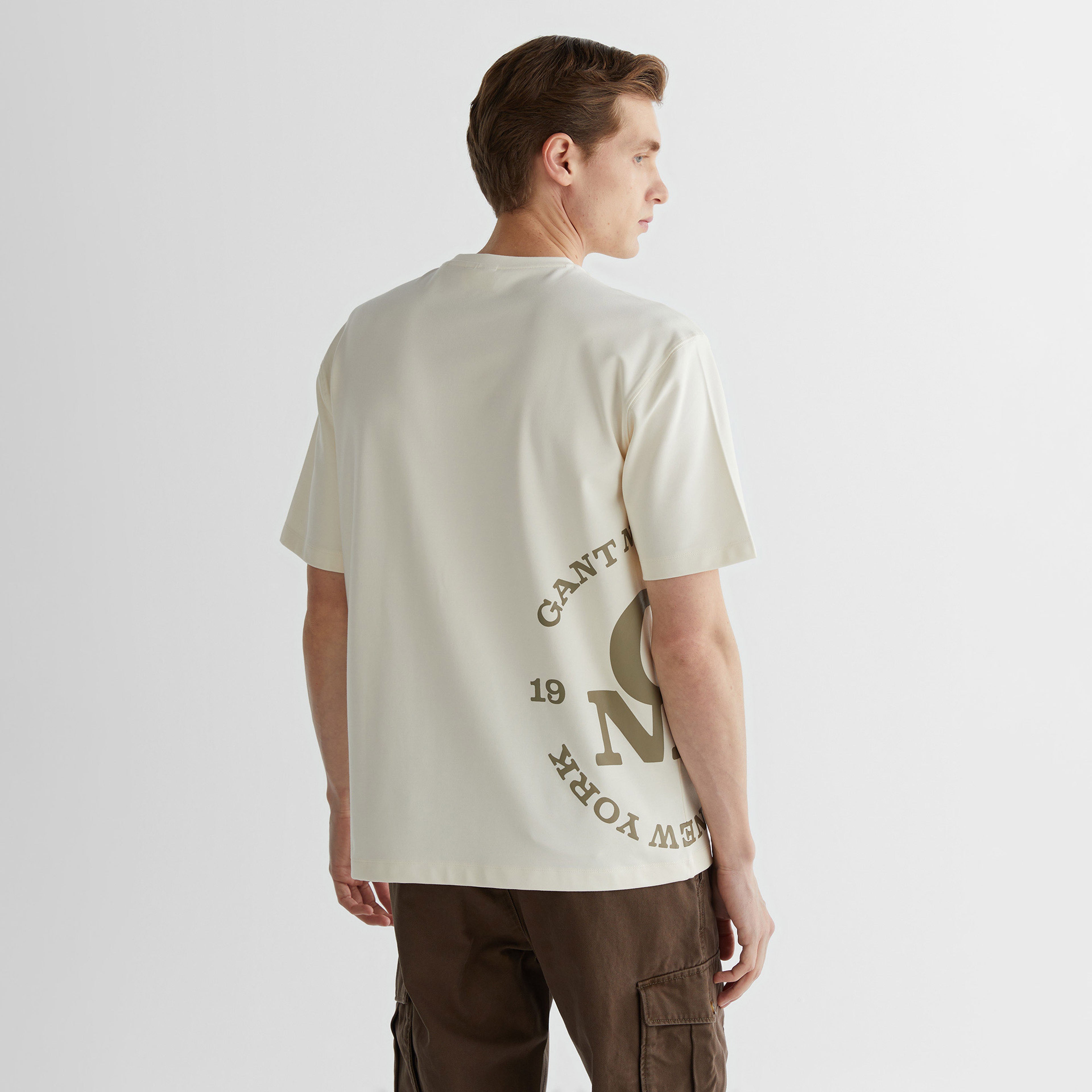 GANT Erkek Krem Regular Fit Bisiklet Yaka Logolu T-Shirt