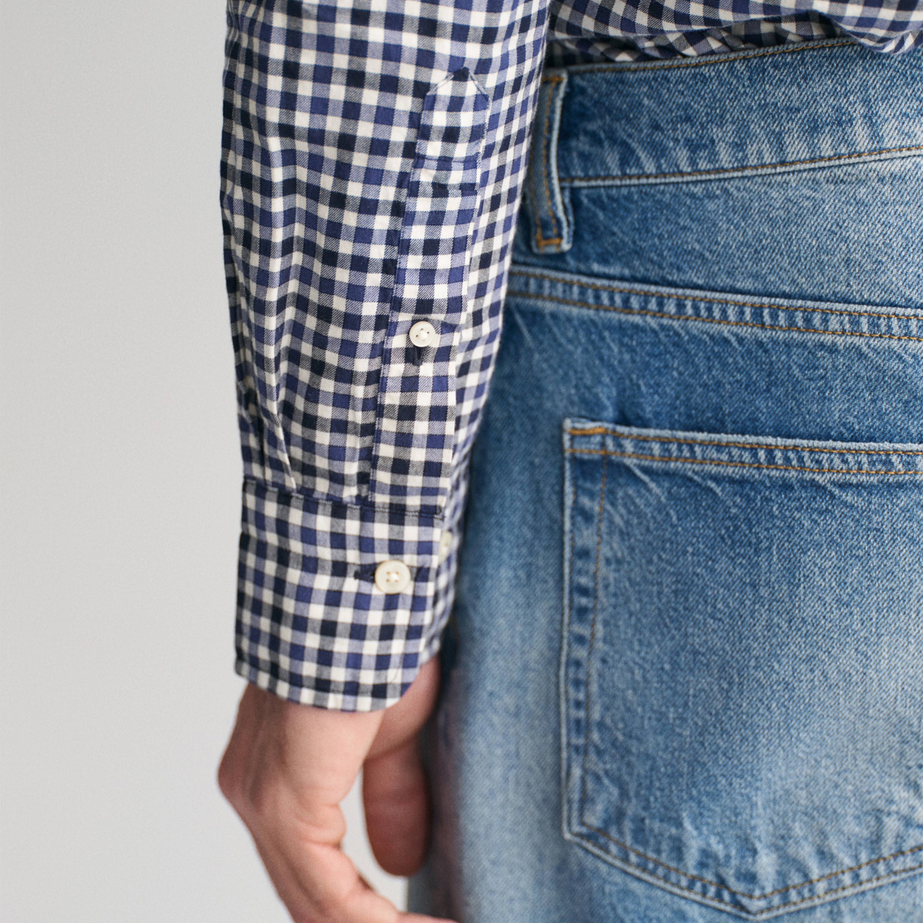 Gant Erkek Lacivert Regular Fit Düğmeli Yaka Kareli Gömlek