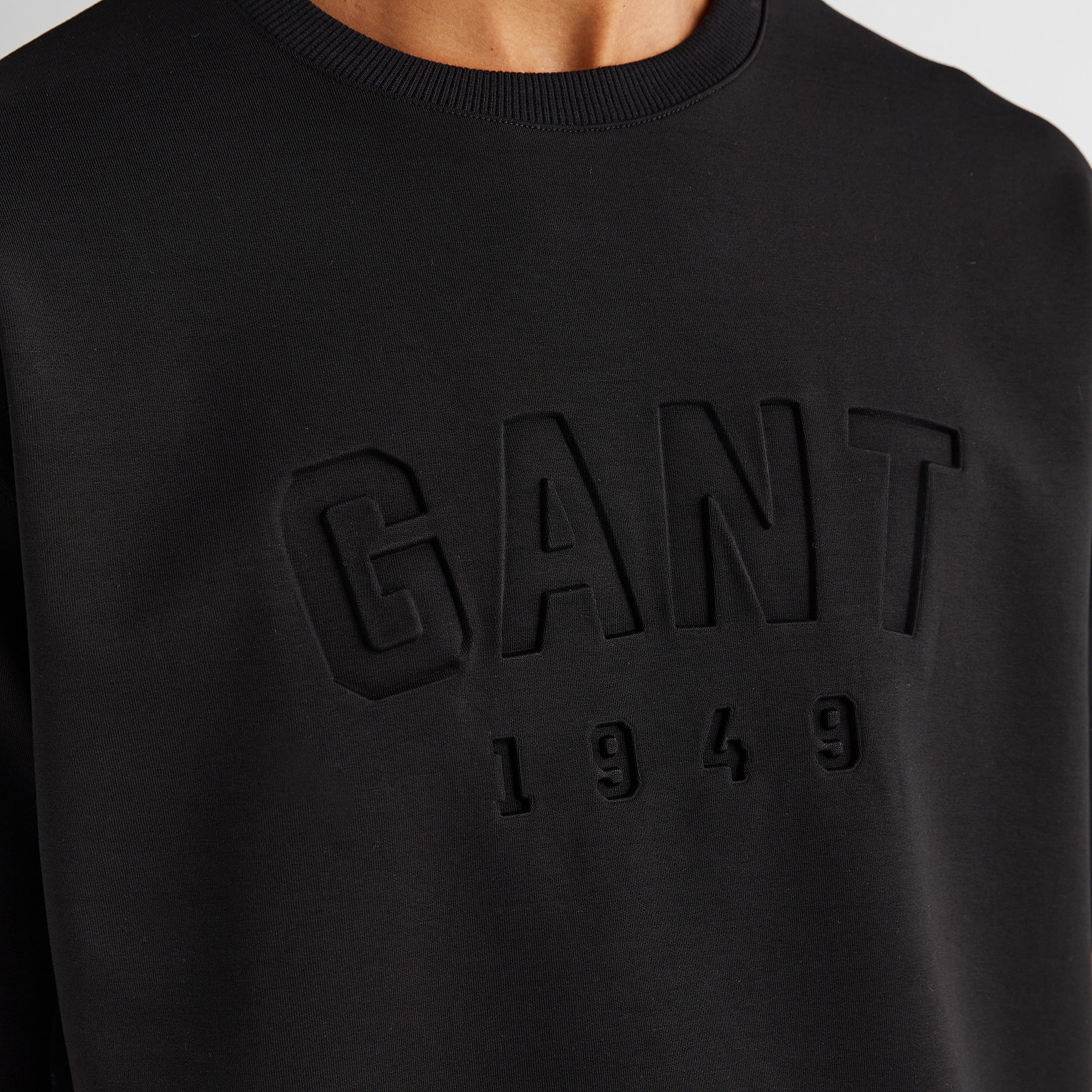 GANT Erkek Siyah Regular Fit Bisiklet Yaka Logolu T-Shirt