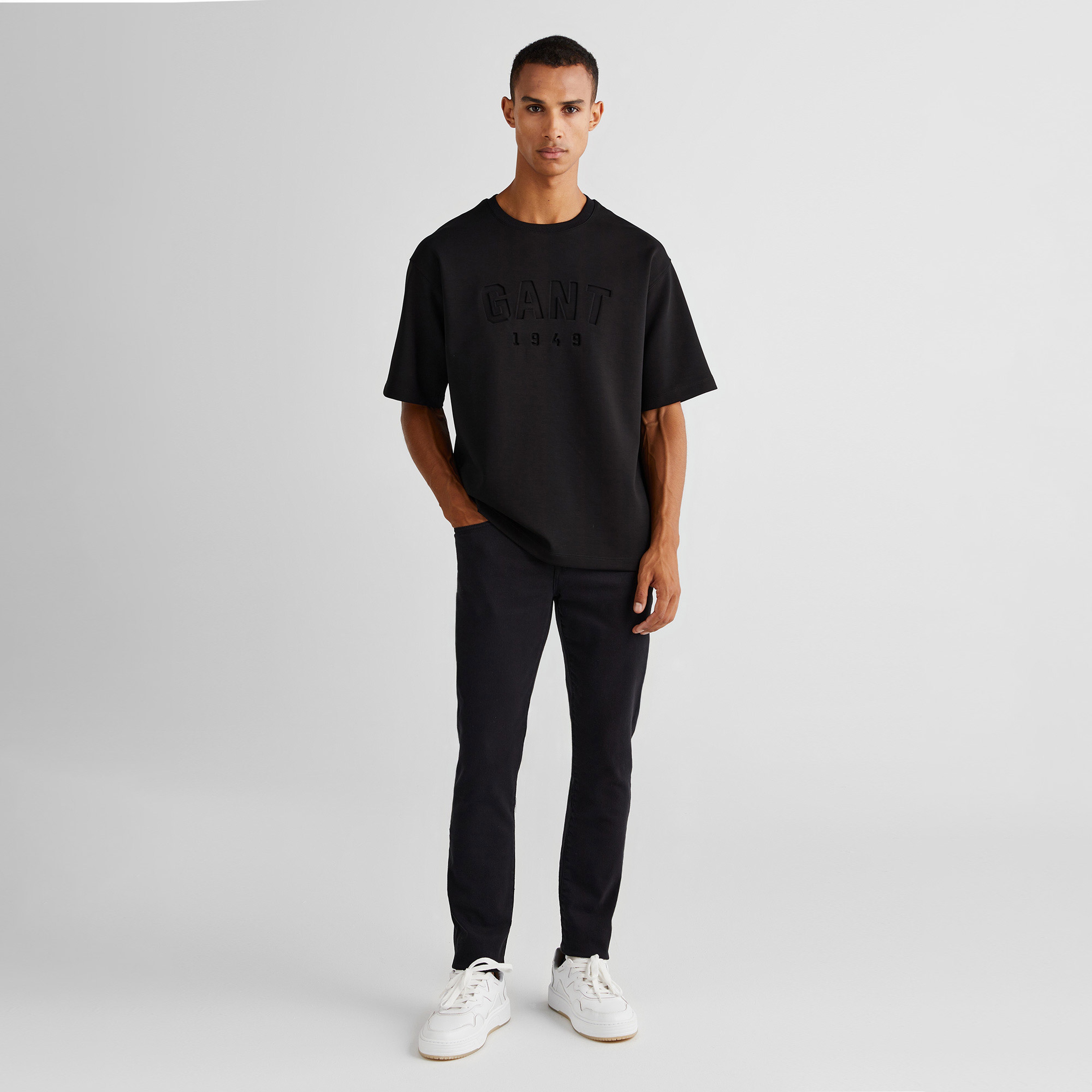 GANT Erkek Siyah Regular Fit Bisiklet Yaka Logolu T-Shirt