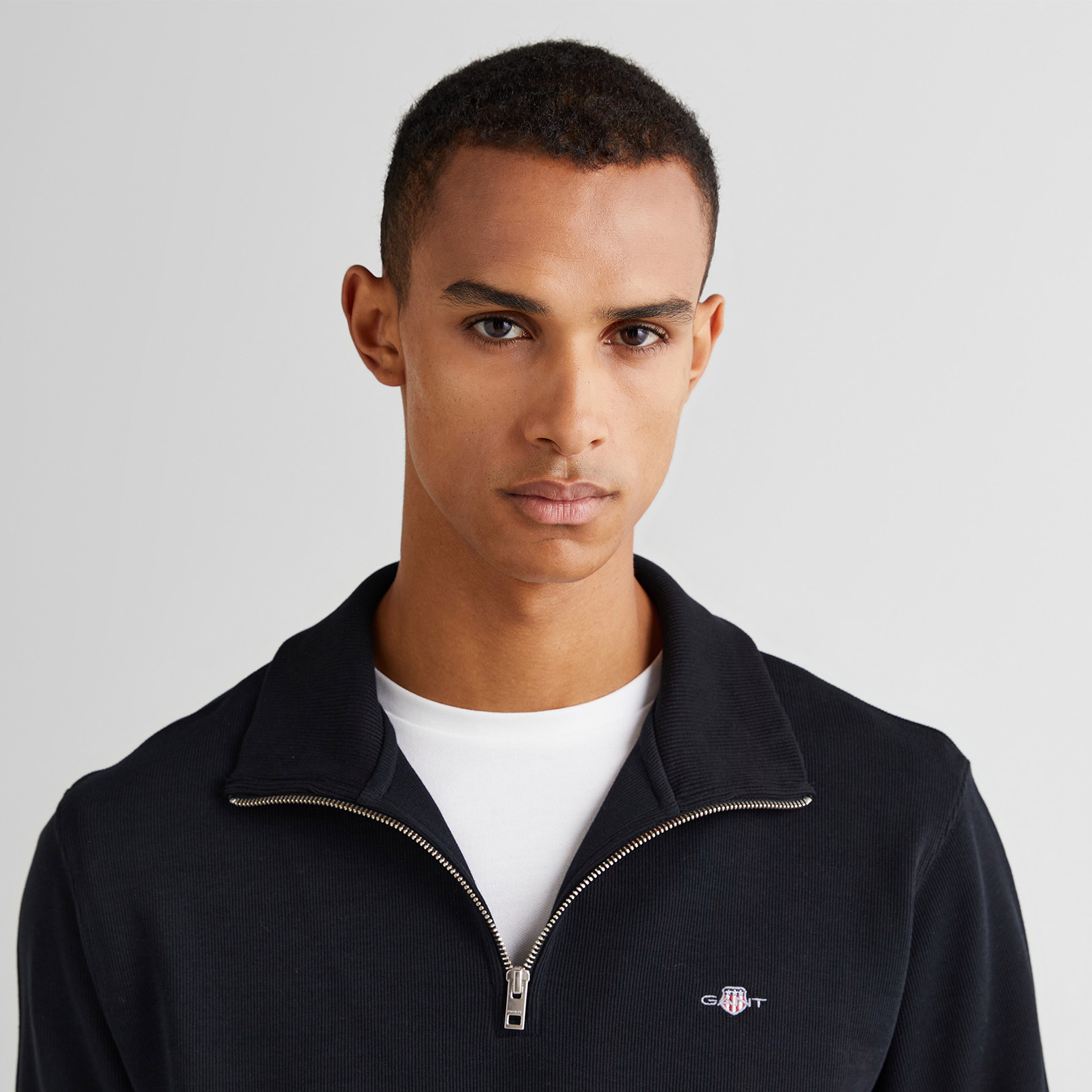 GANT Erkek Siyah Regular Fit Yarım Fermuarlı Sweatshirt