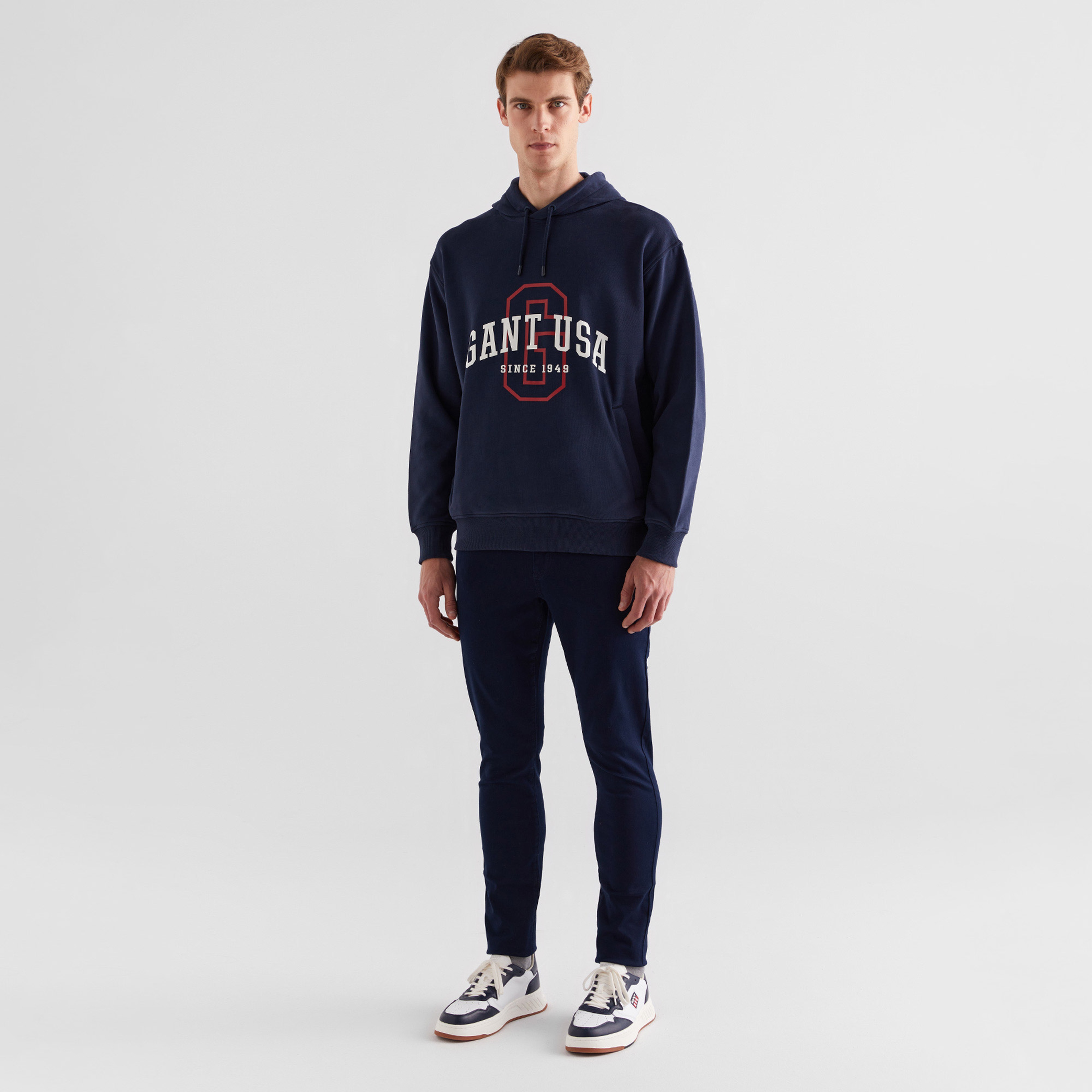 GANT Erkek Lacivert Relaxed Fit Kapüşonlu Logolu Sweatshirt