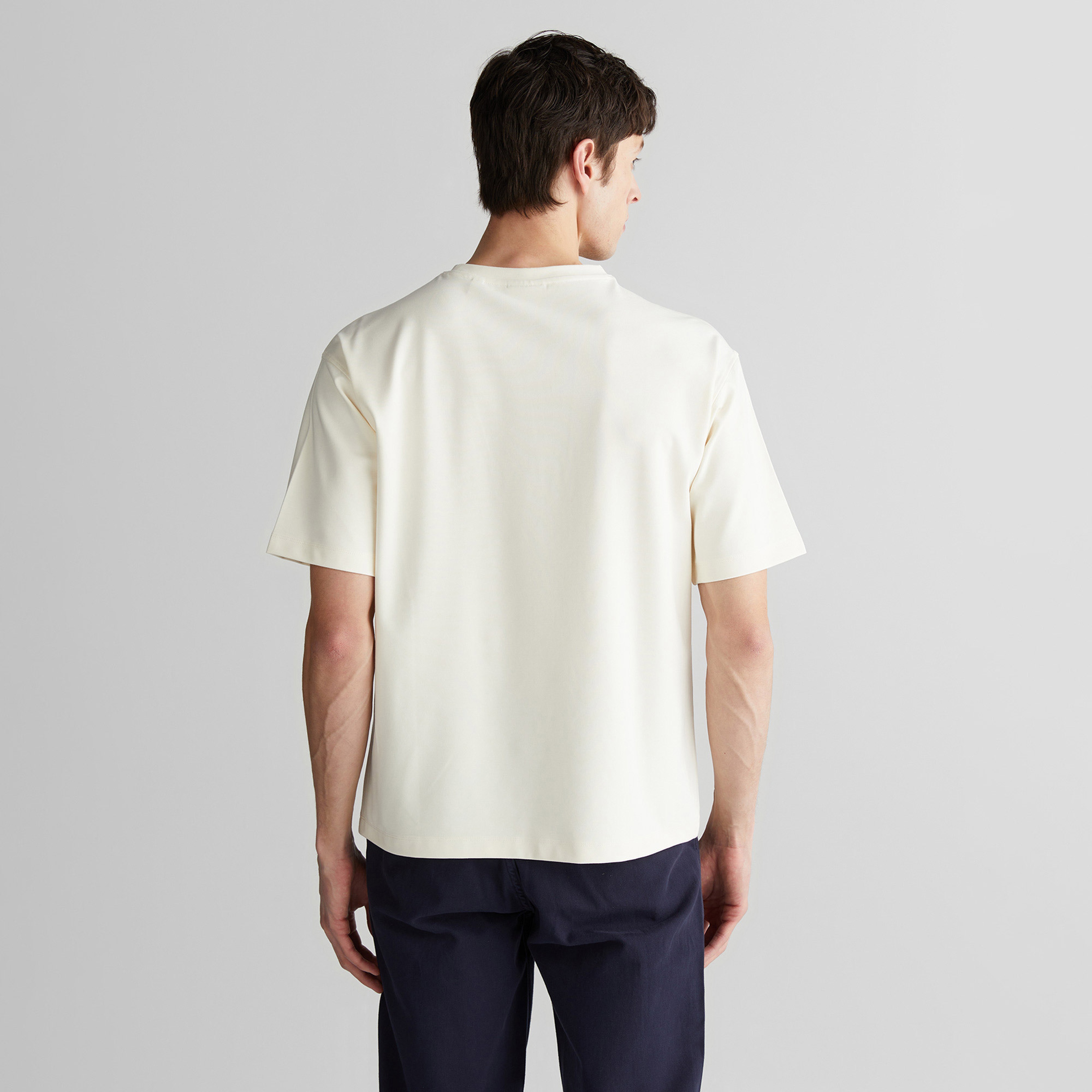 GANT Erkek Krem Regular Fit Bisiklet Yaka Logolu T-Shirt