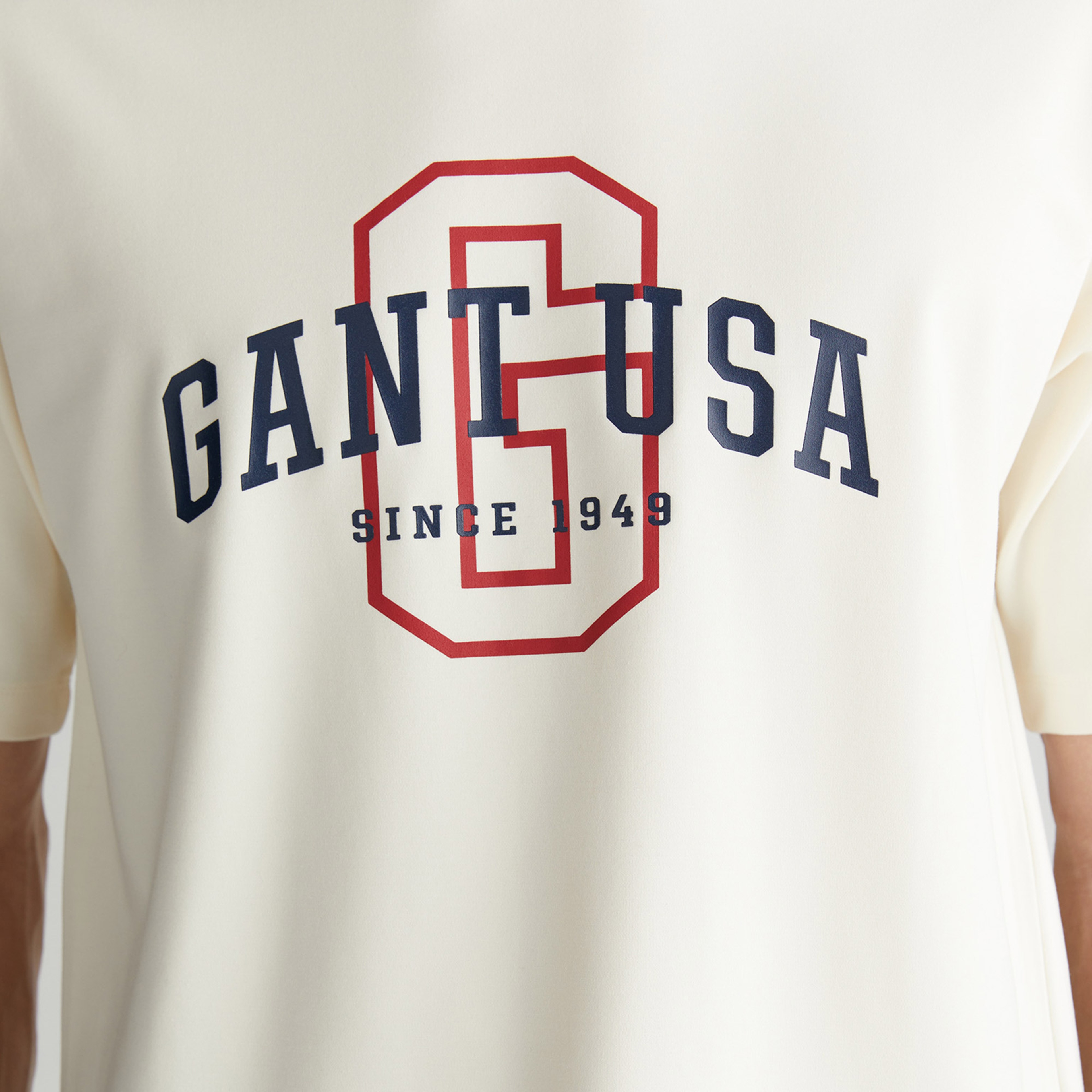 GANT Erkek Krem Regular Fit Bisiklet Yaka Logolu T-Shirt