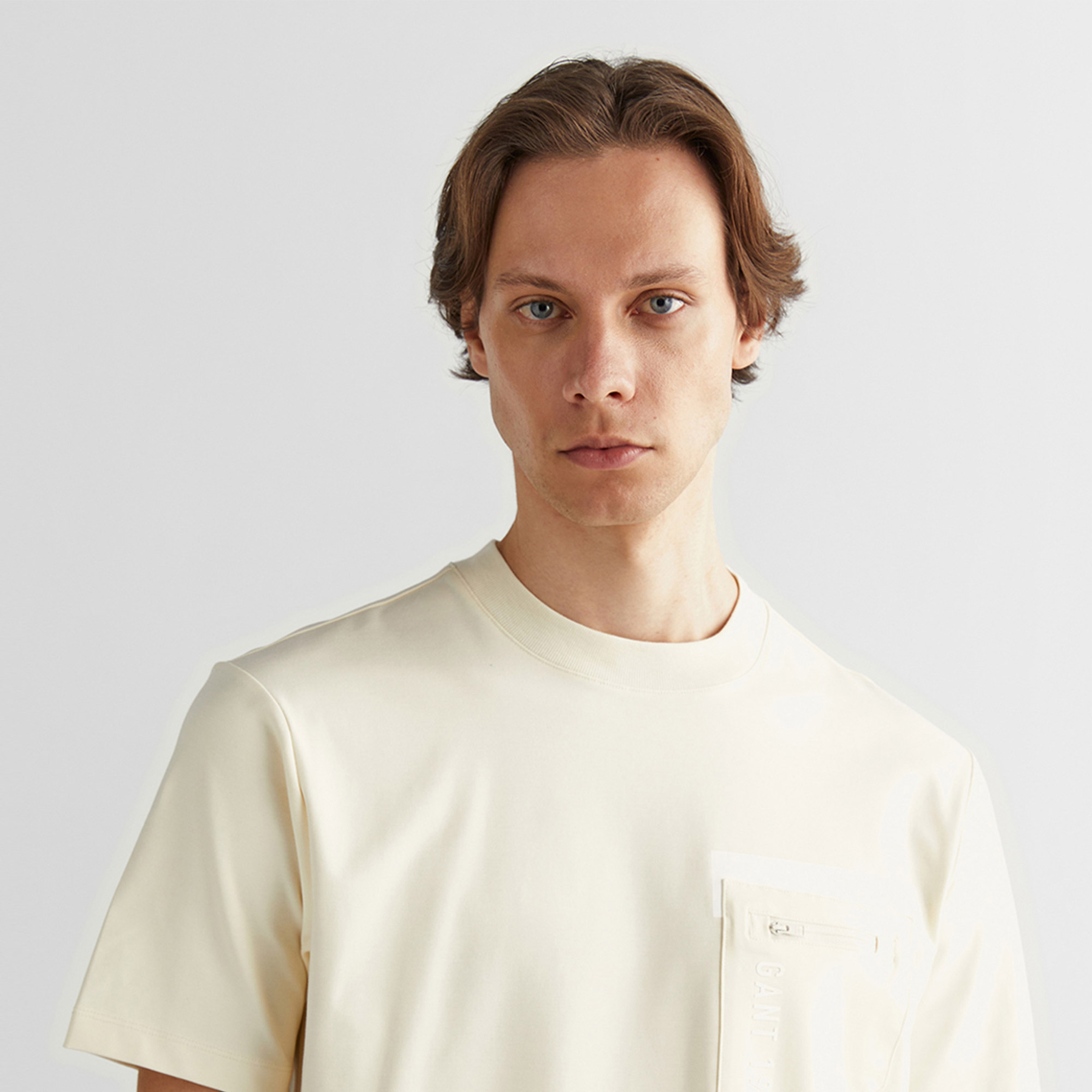 GANT Erkek Krem Regular Fit Bisiklet Yaka Logolu T-Shirt
