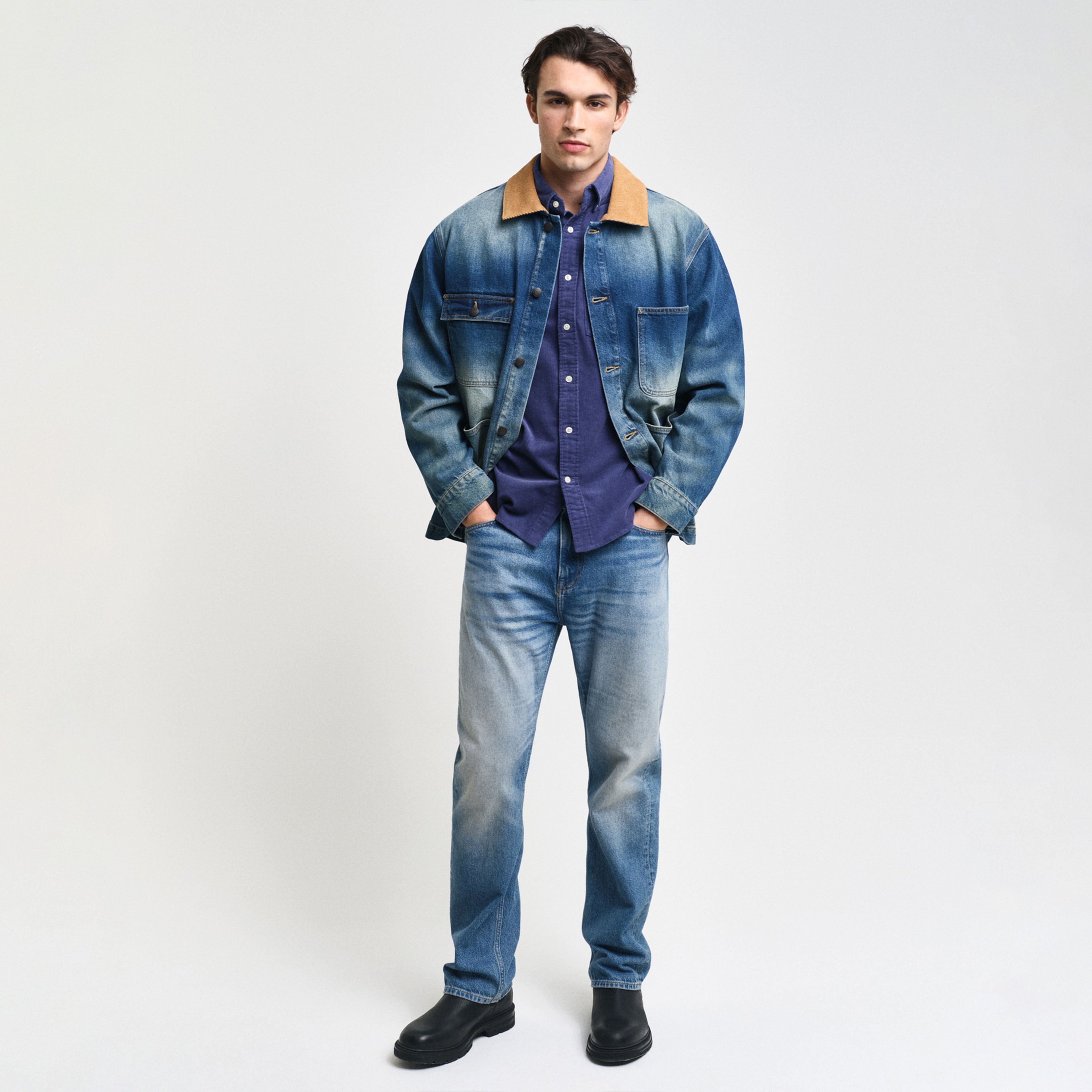 GANT Erkek Lacivert Regular Fit Düğmeli Yaka Kadife Gömlek