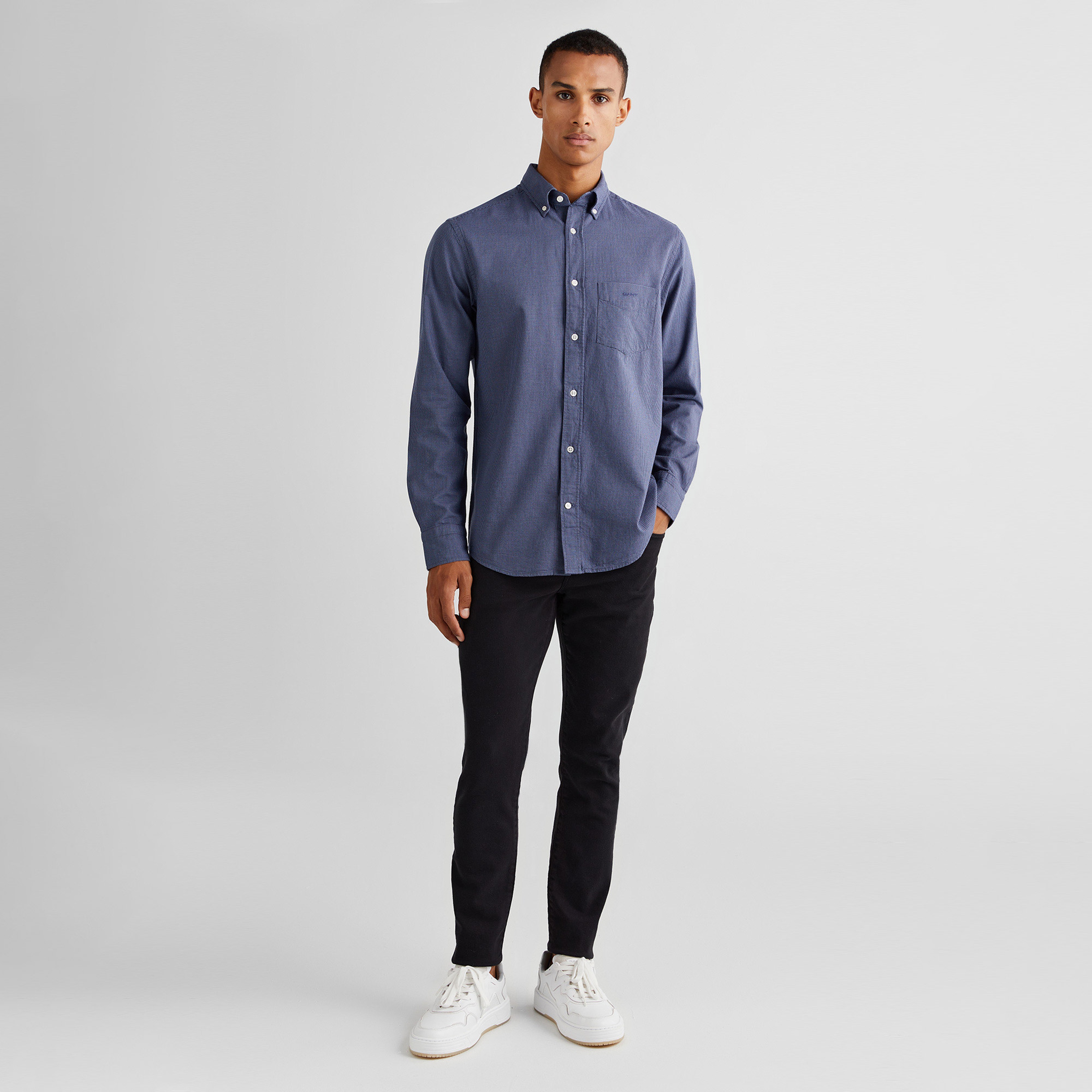 GANT Erkek Lacivert Regular Fit Düğmeli Yaka Kareli Gömlek