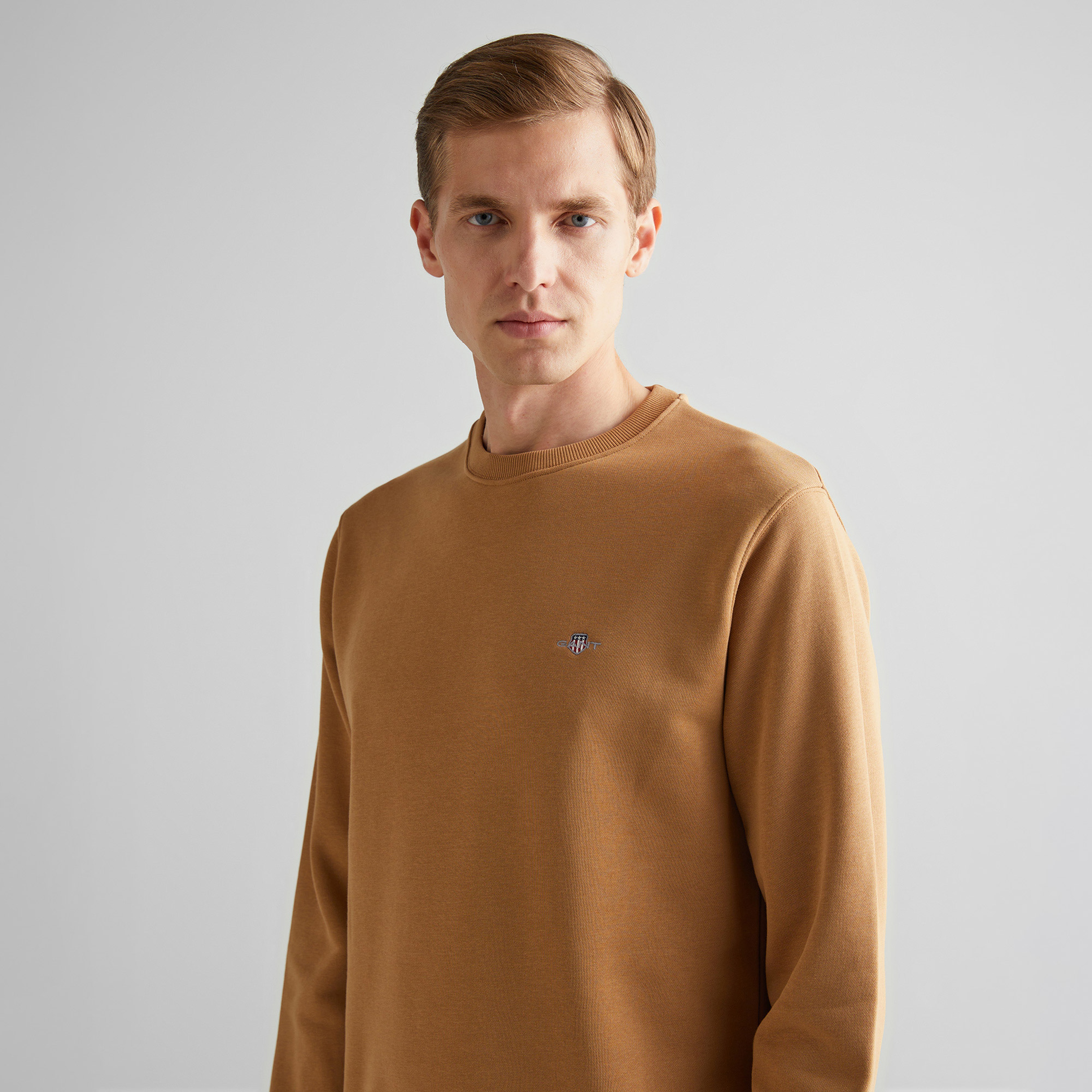 GANT Erkek Kahverengi Regular Fit Bisiklet Yaka Sweatshirt