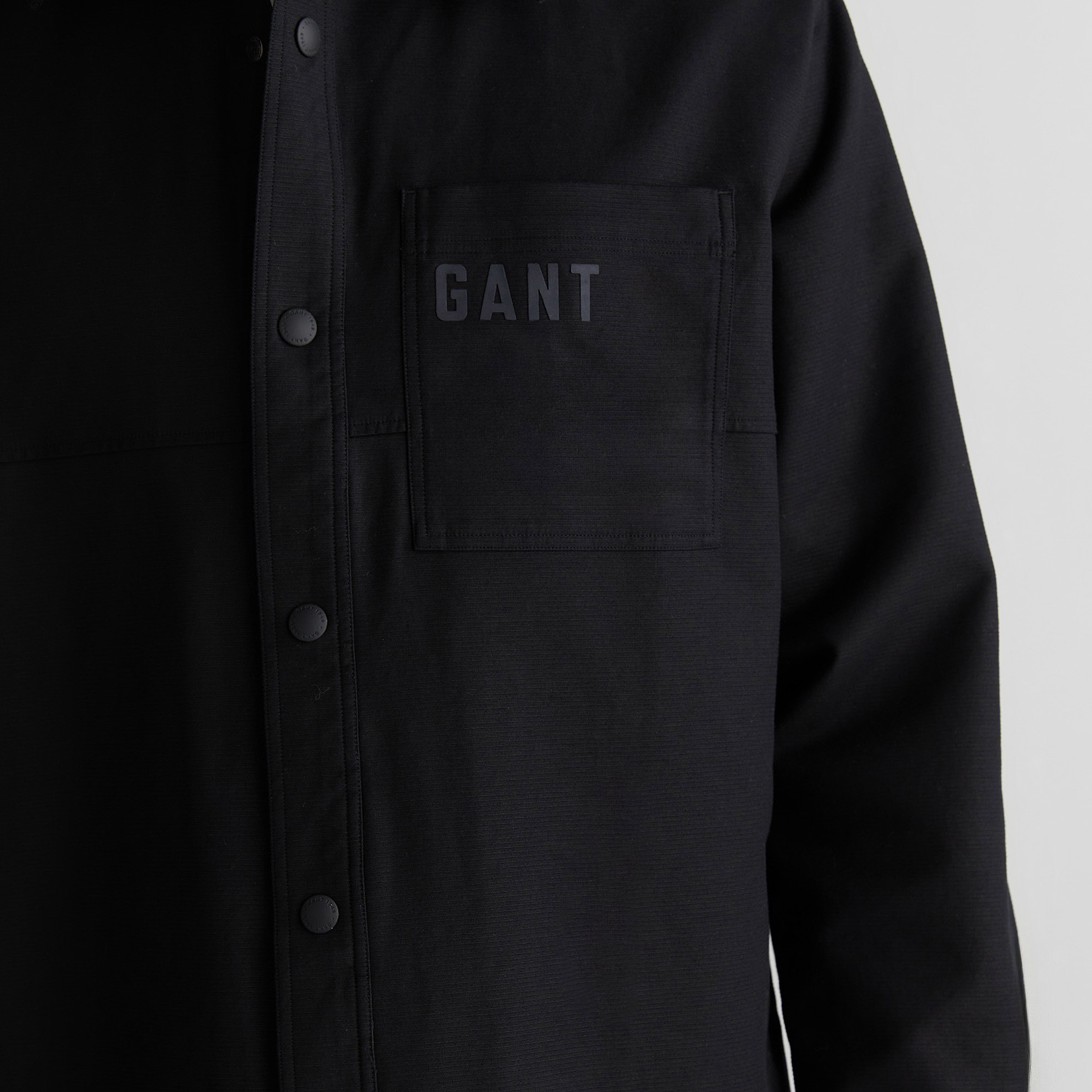GANT Erkek Siyah Oversize Fit Logolu Gömlek