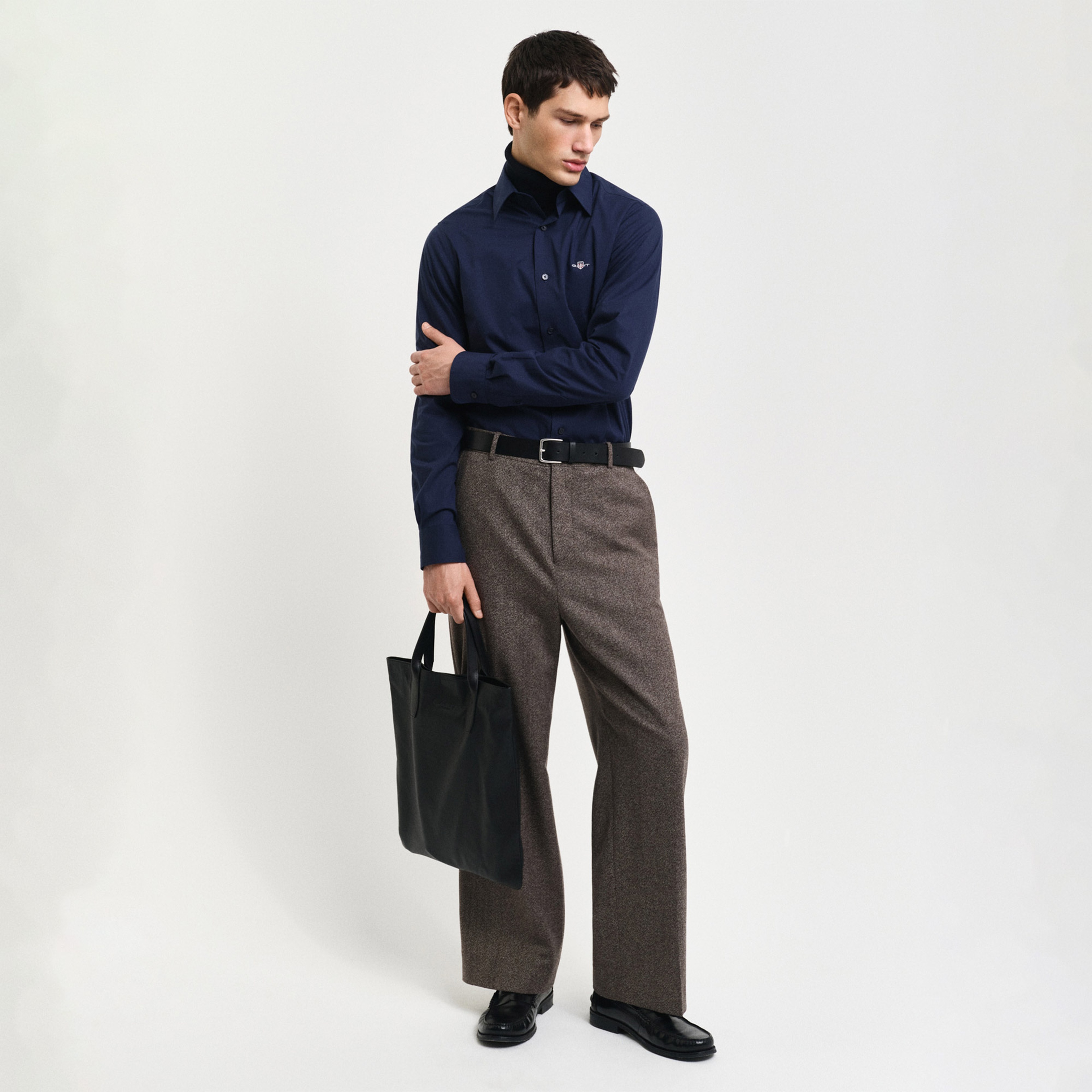 Gant Erkek Lacivert Slim Fit Gömlek