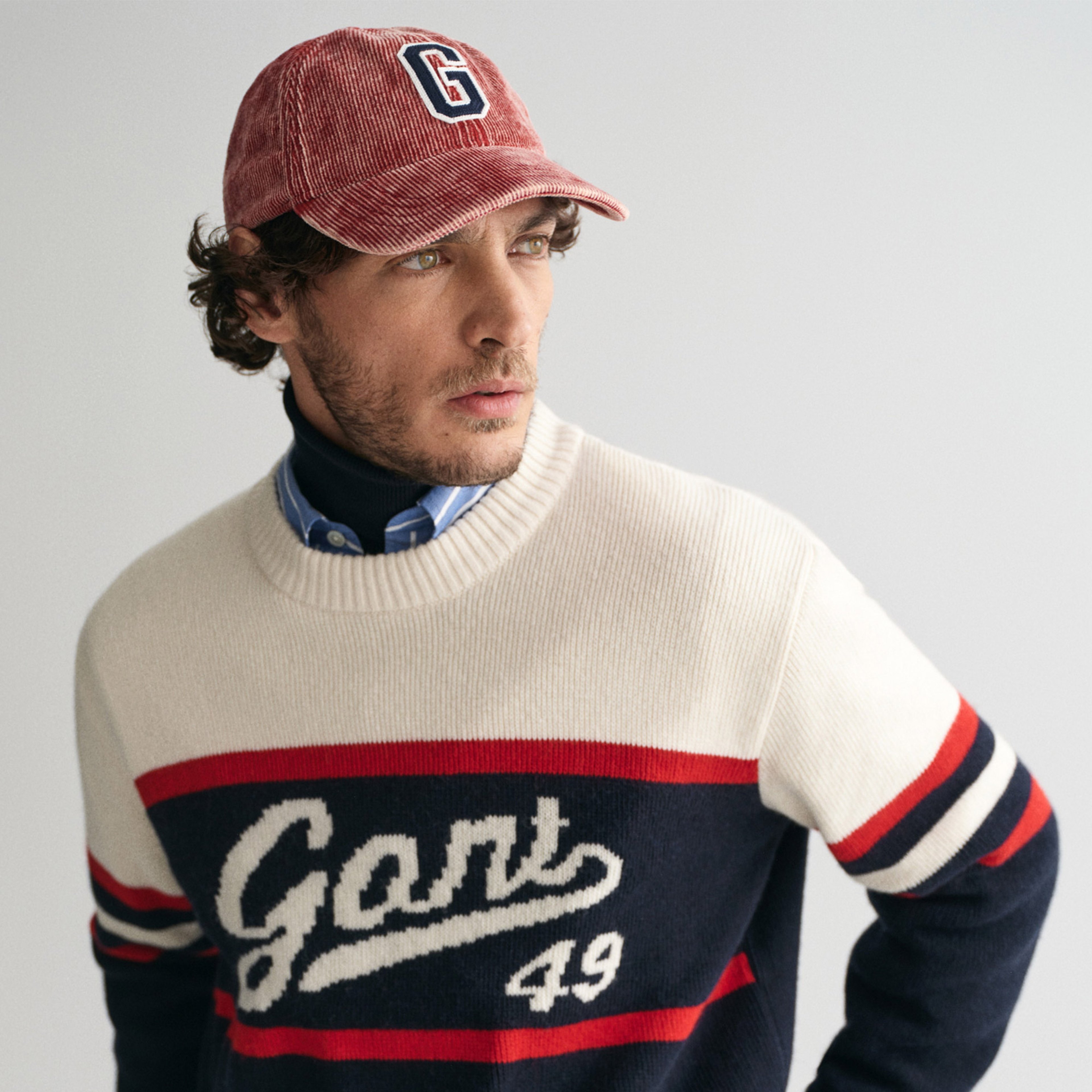 GANT Erkek Lacivert Relaxed Fit Bisiklet Yaka Logolu Kazak