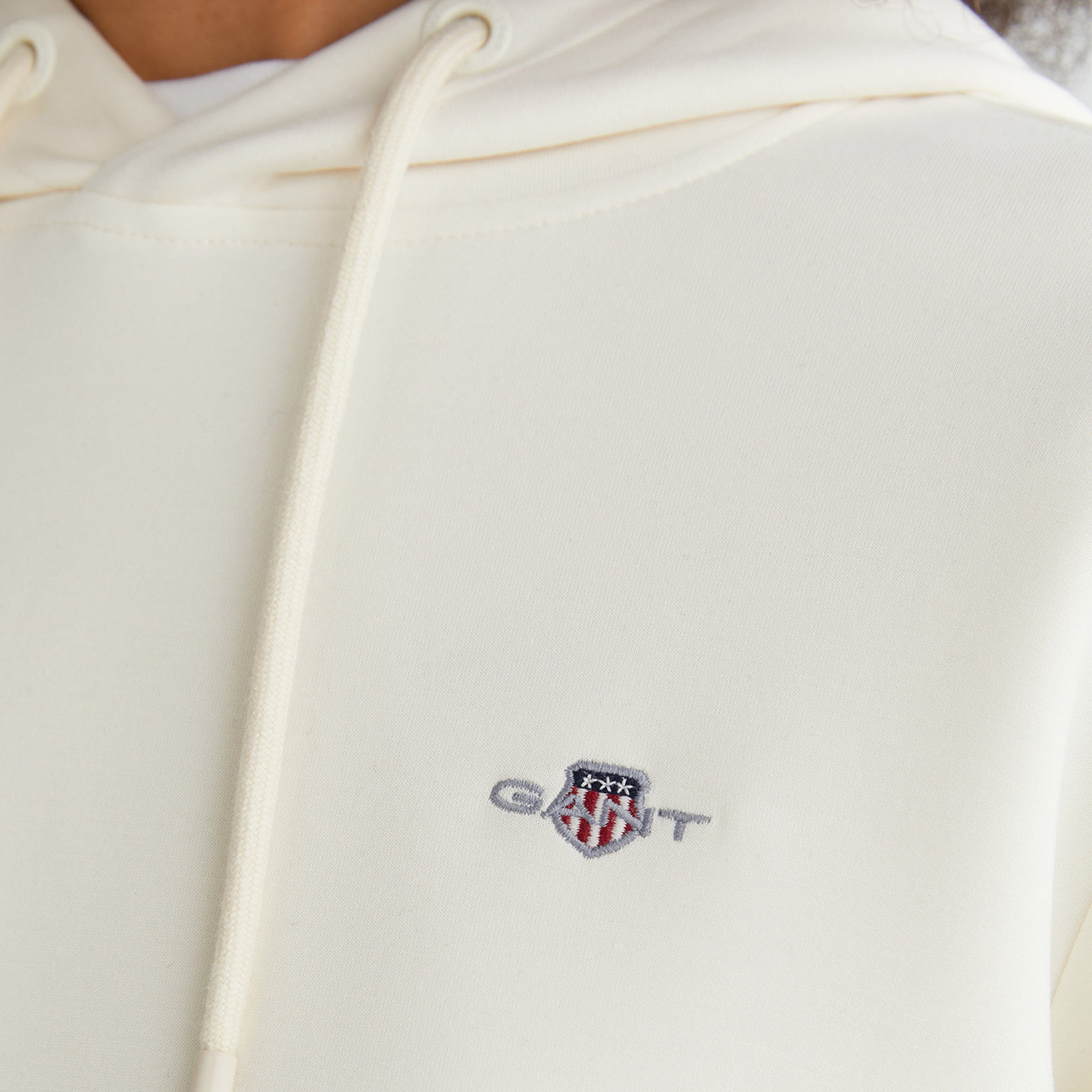 GANT Kadın Krem Regular Fit Kapüşonlu Sweatshirt