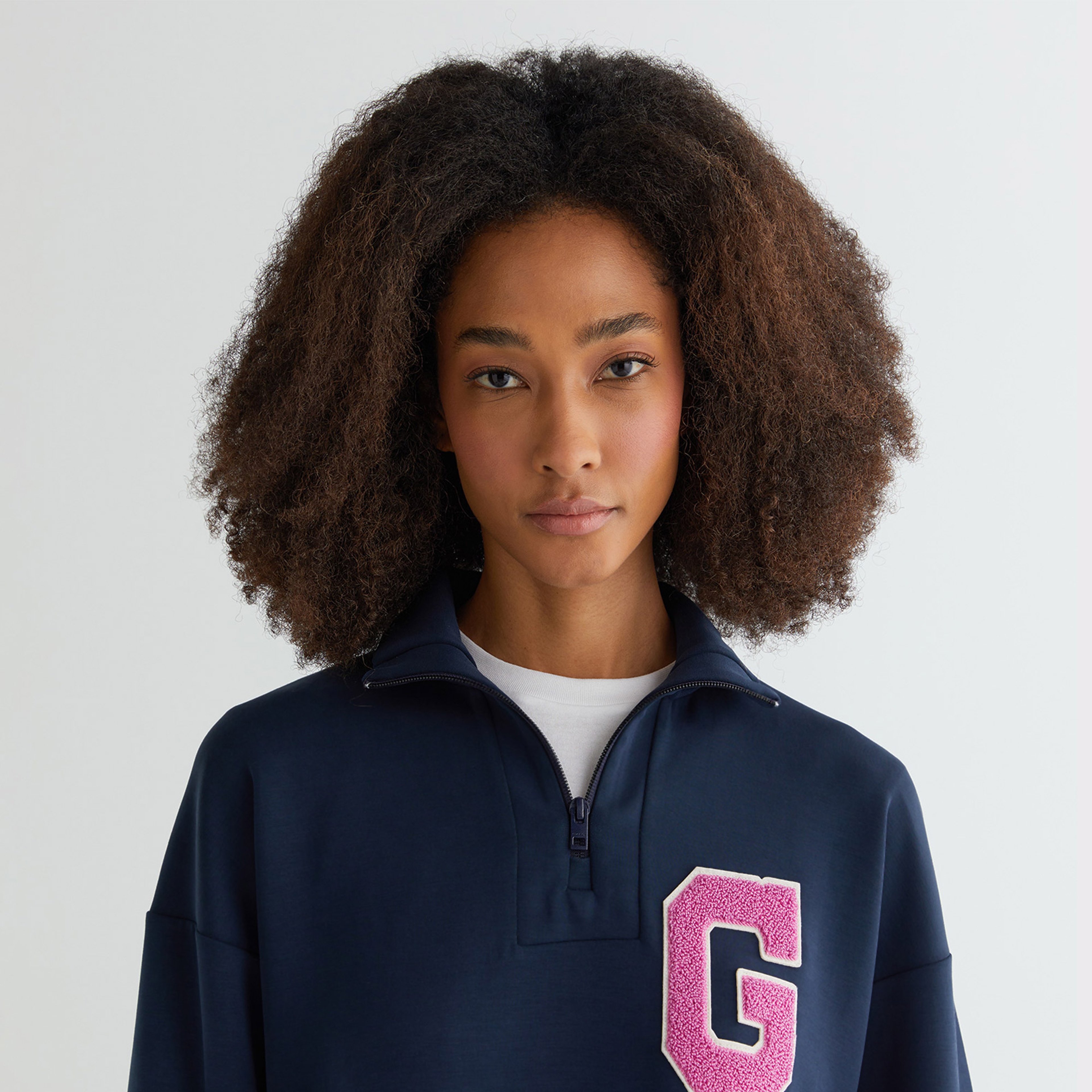 GANT Kadın Lacivert Regular Fit Yarım Fermuarlı Logolu Sweatshirt