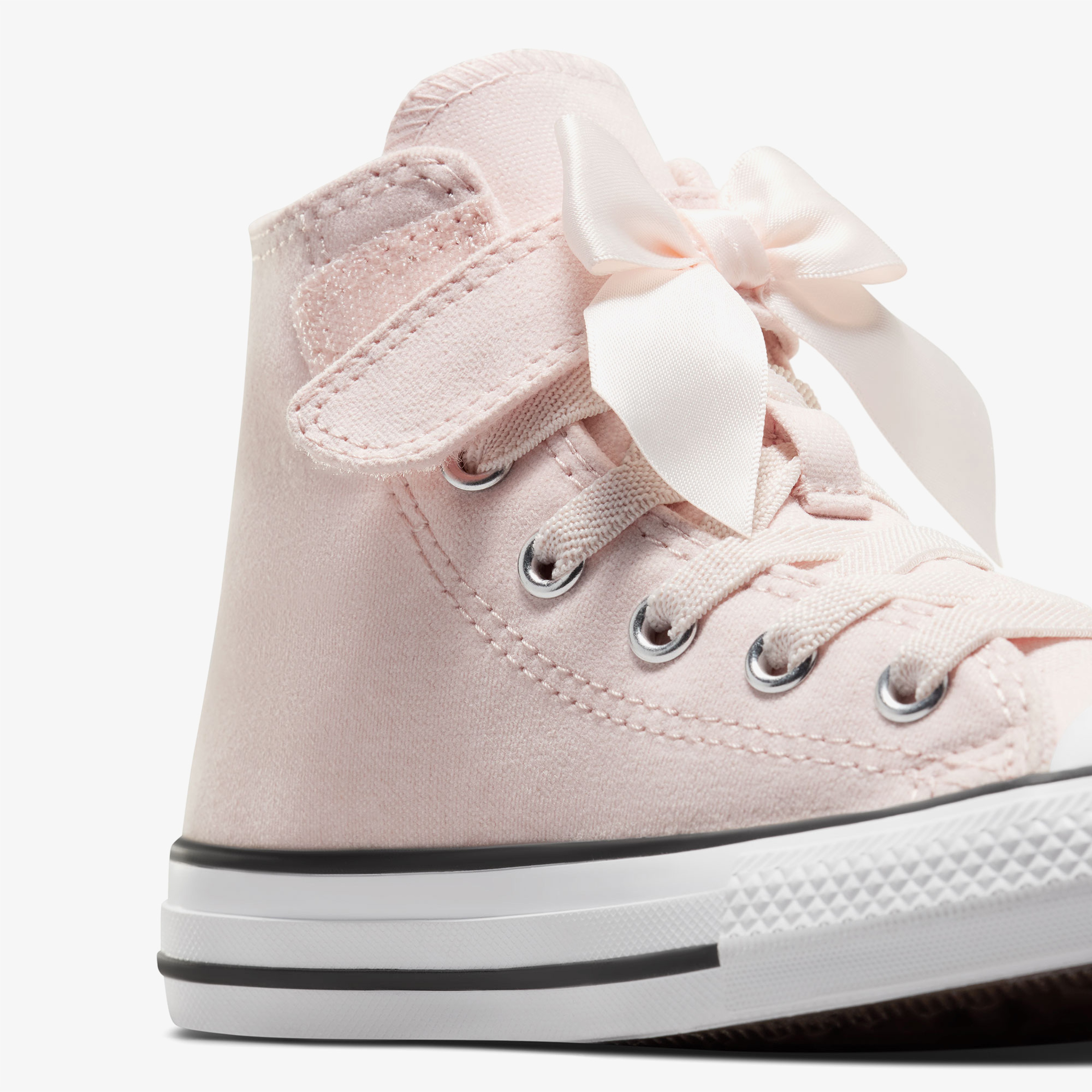Converse Chuck Taylor All Star Ruffles & Bows Easy-On Youth High Top Blush Hush Çocuk Pembe Sneaker