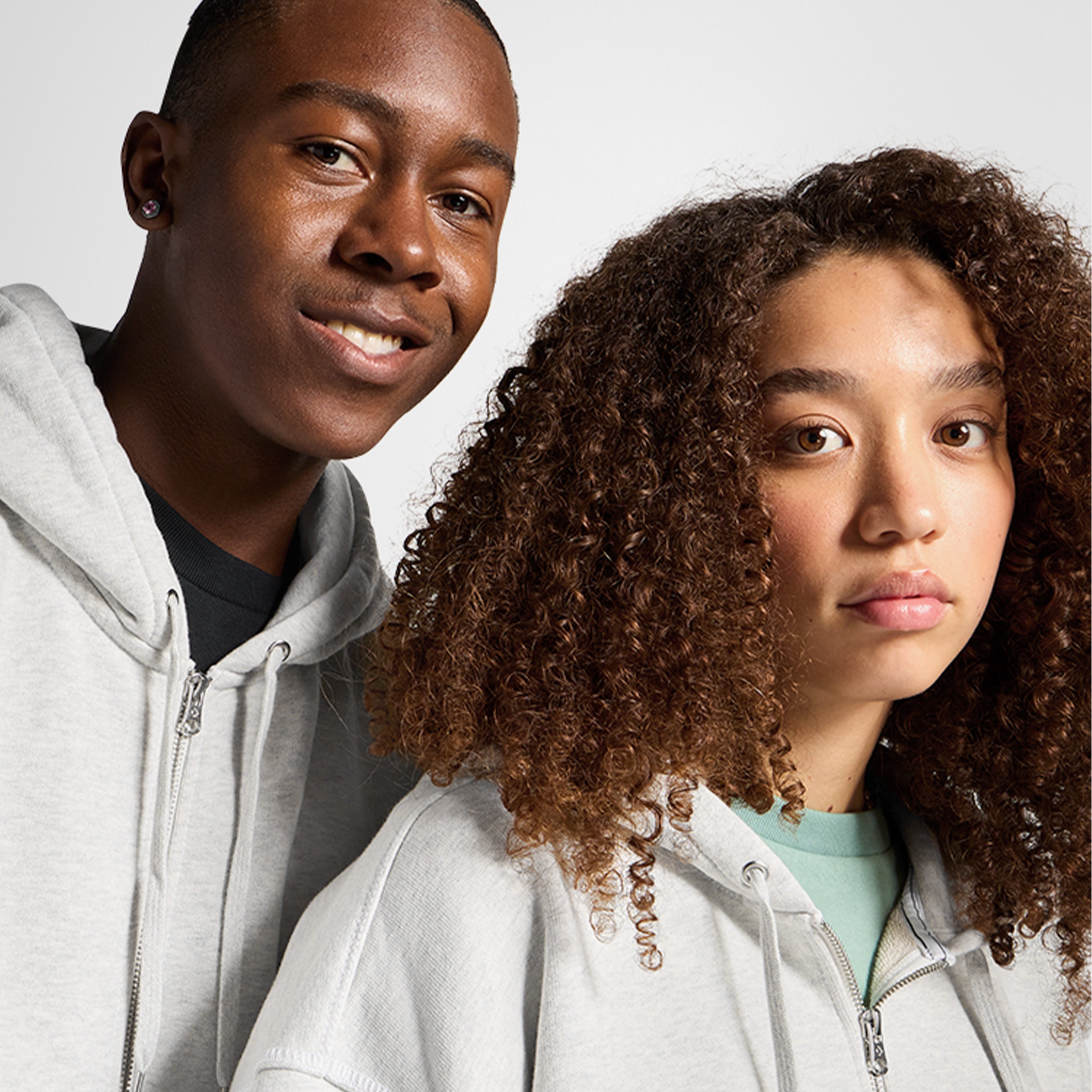 Converse Go-To Star Chevron Unisex Gri Eşofman Üstü