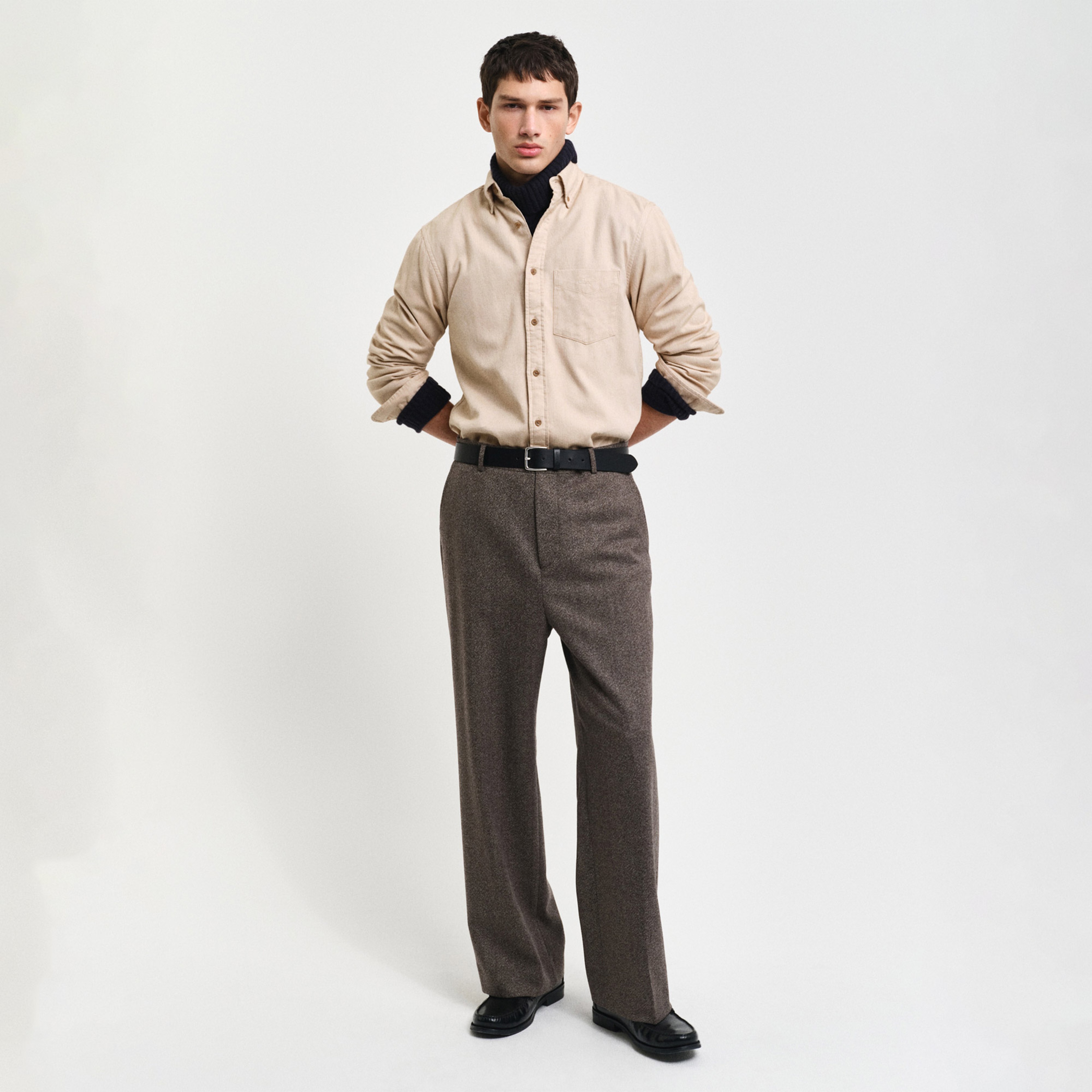 GANT Erkek Bej Regular Fit Düğmeli Yaka Gömlek