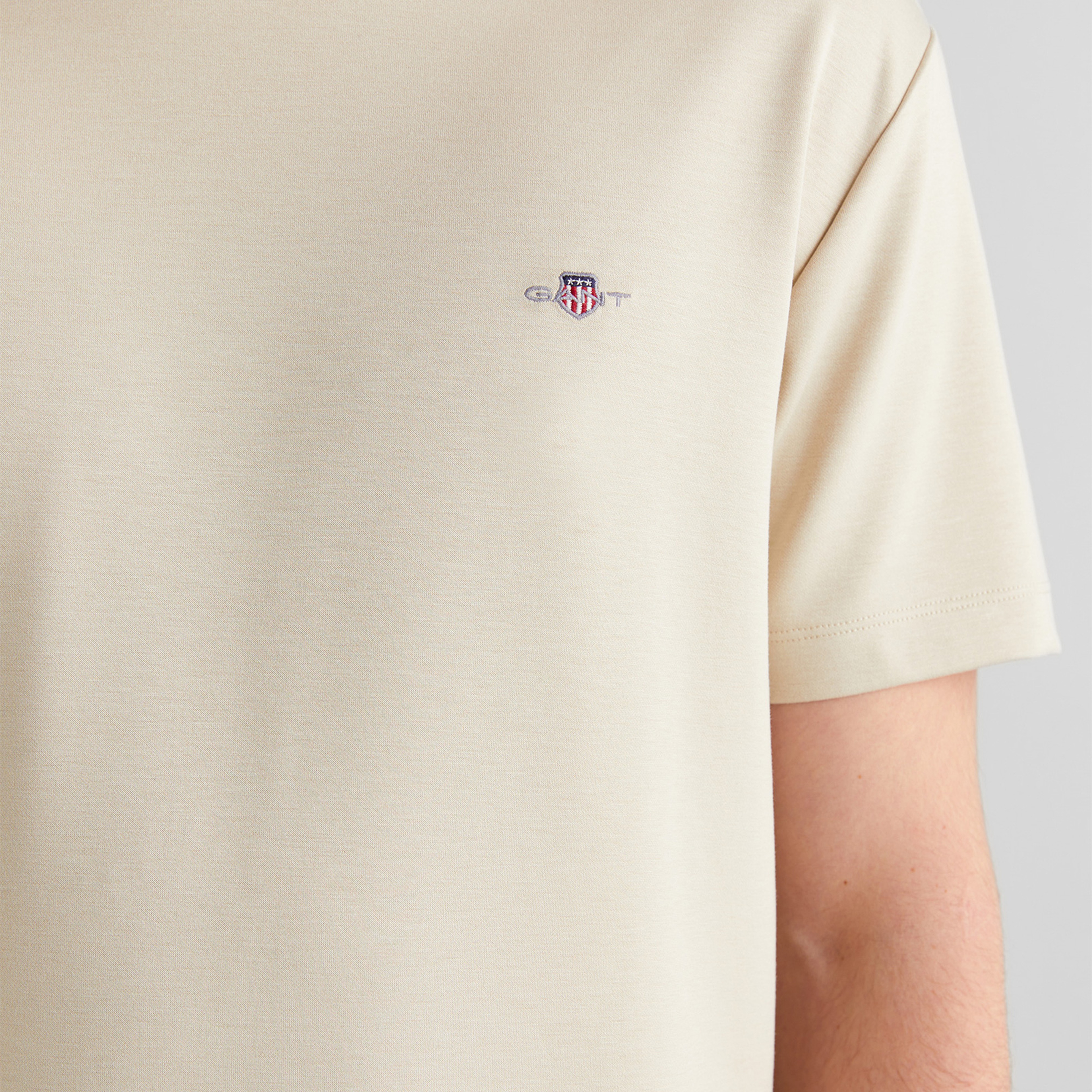 GANT Erkek Bej Relaxed Fit Bisiklet Yaka T-Shirt