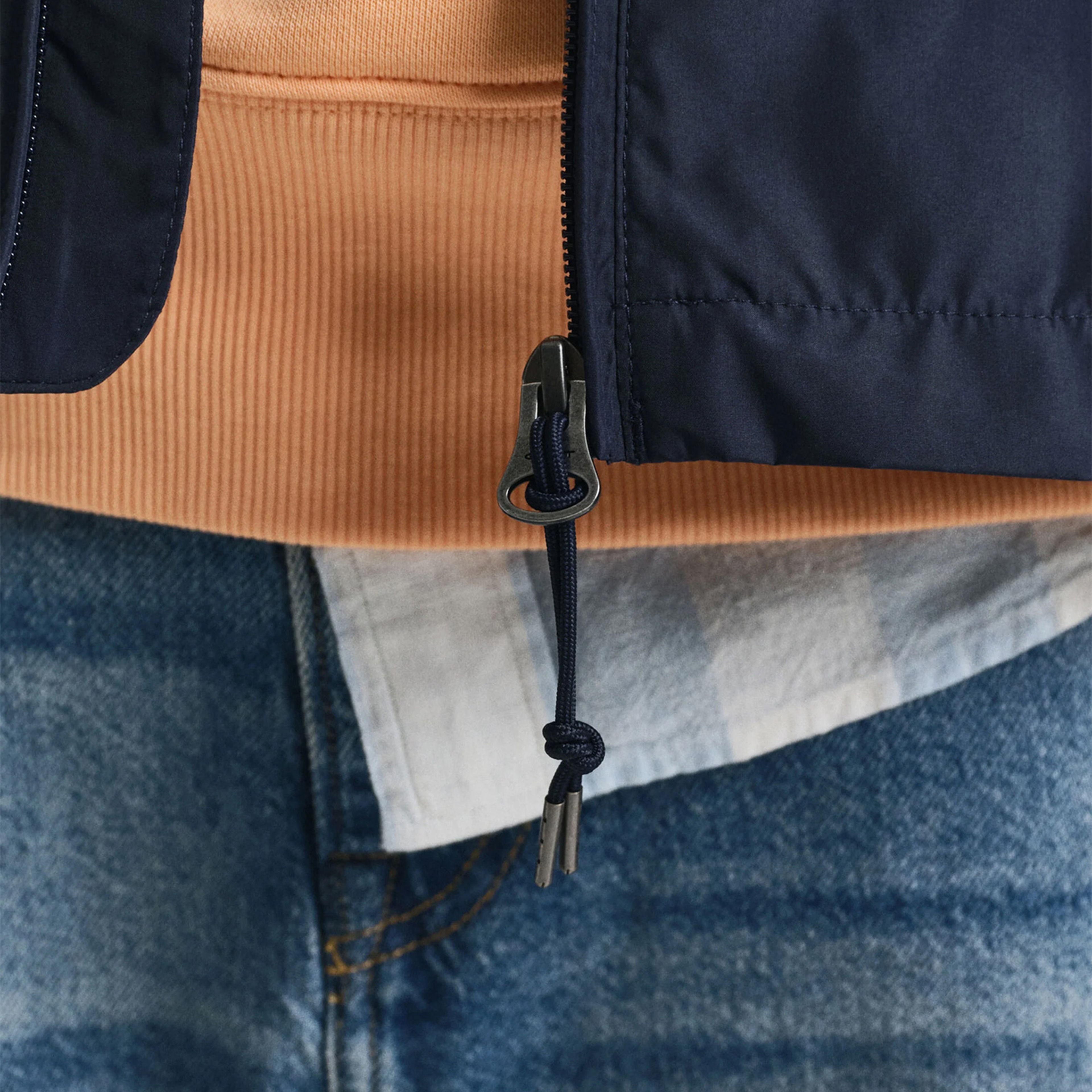 GANT Erkek Lacivert Regular Fit Kapüşonlu Rüzgarlık