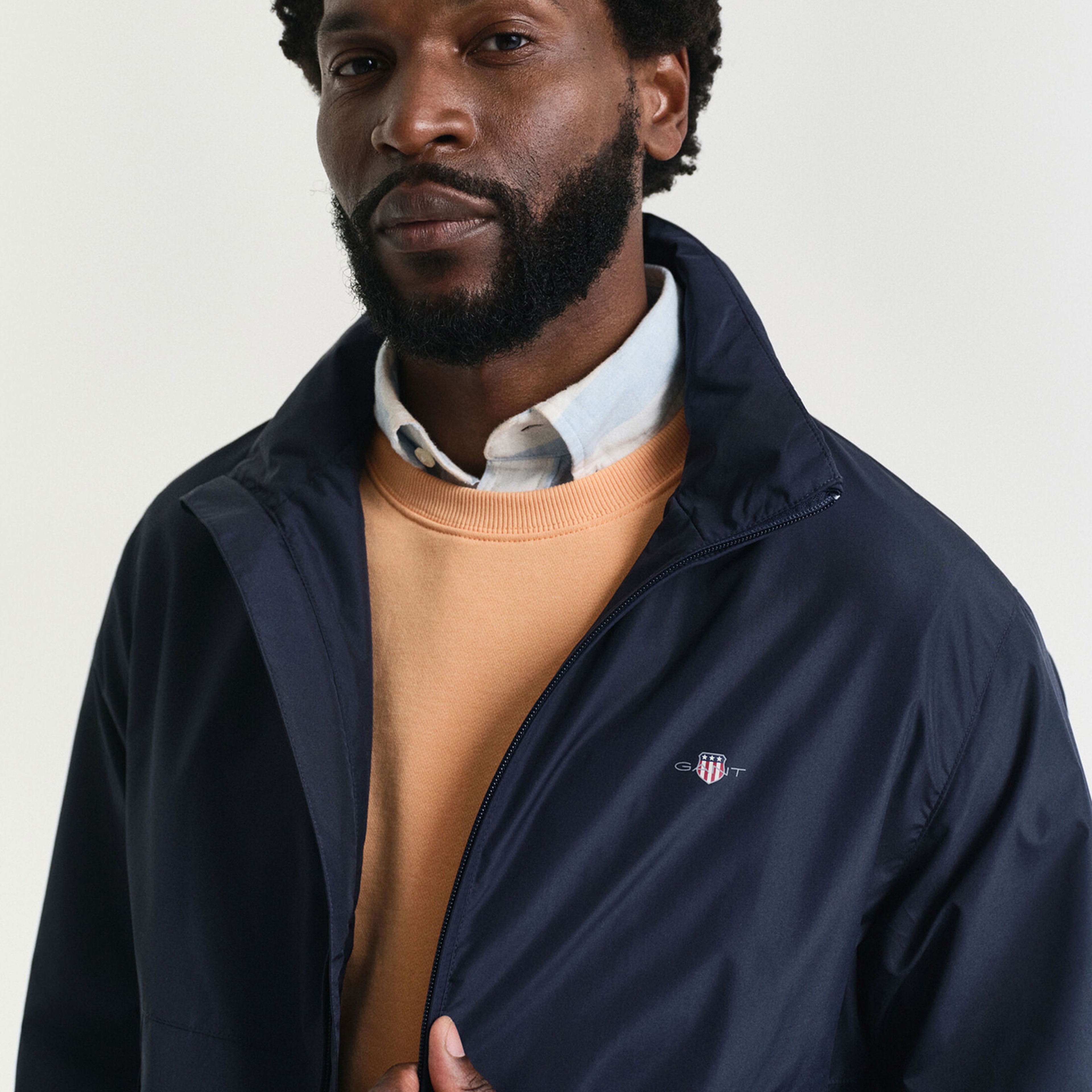 GANT Erkek Lacivert Regular Fit Kapüşonlu Rüzgarlık