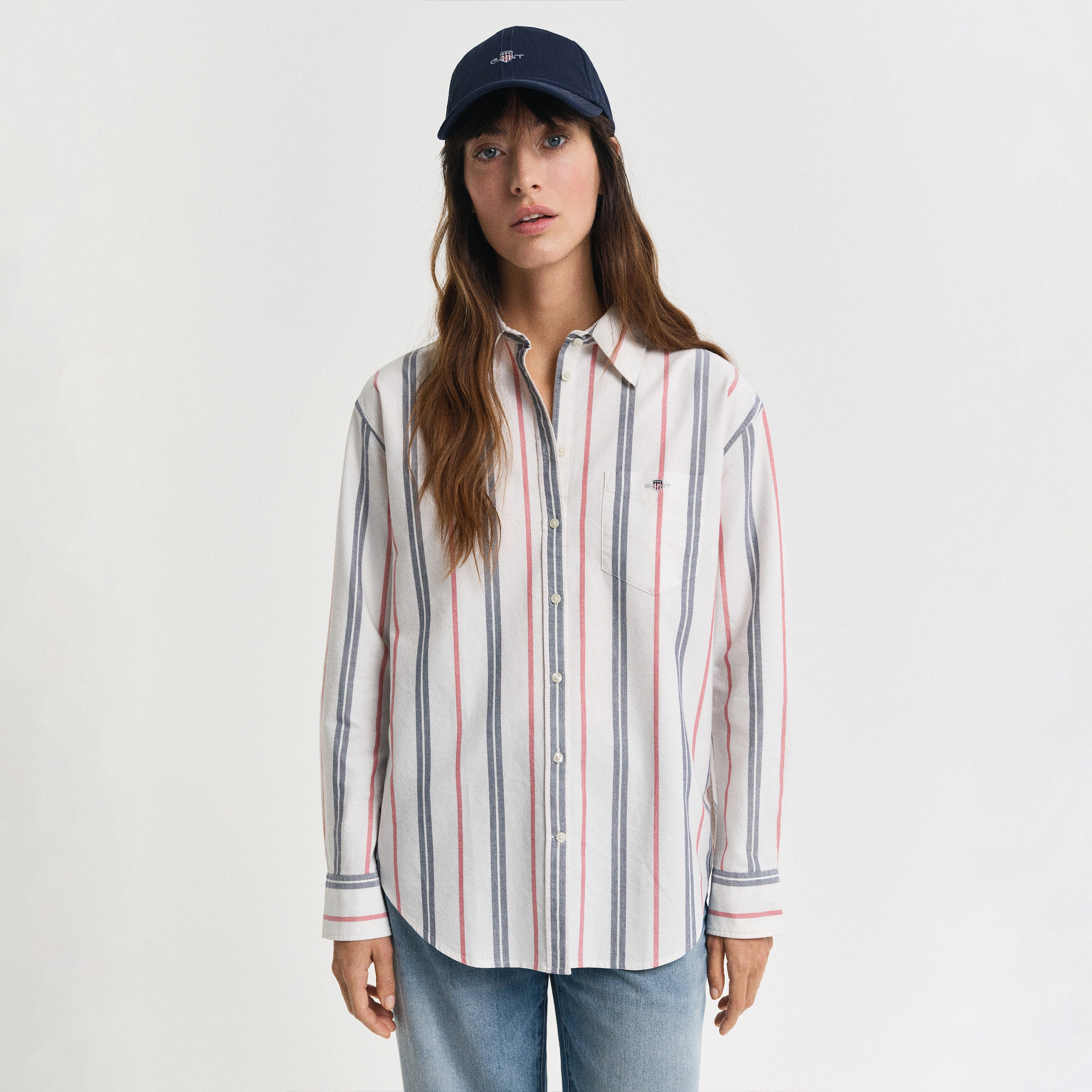 GANT Kadın Krem Relaxed Fit Klasik Yaka Çizgili Gömlek