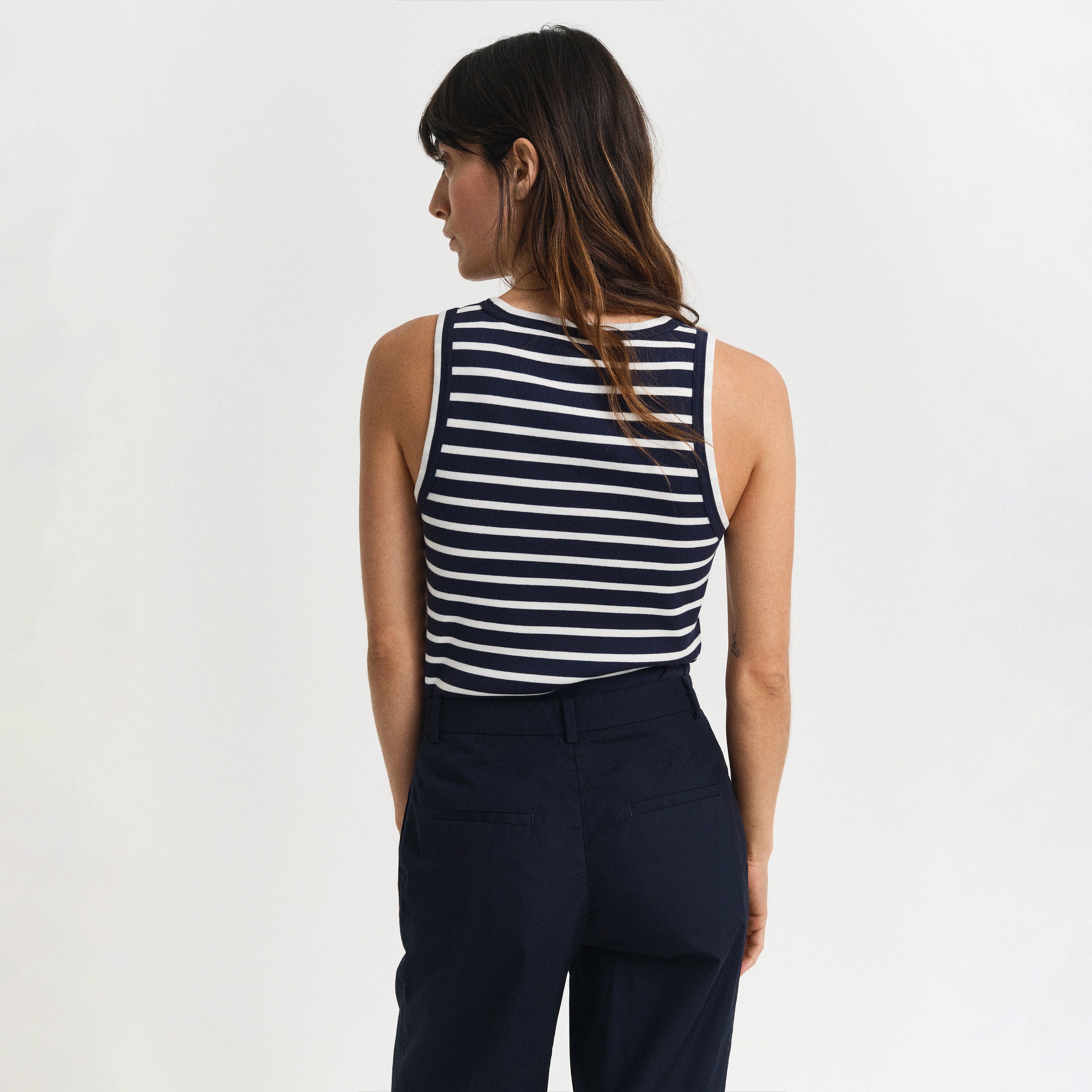 GANT Kadın Lacivert Regular Fit Bisiklet Yaka Çizgili T-Shirt