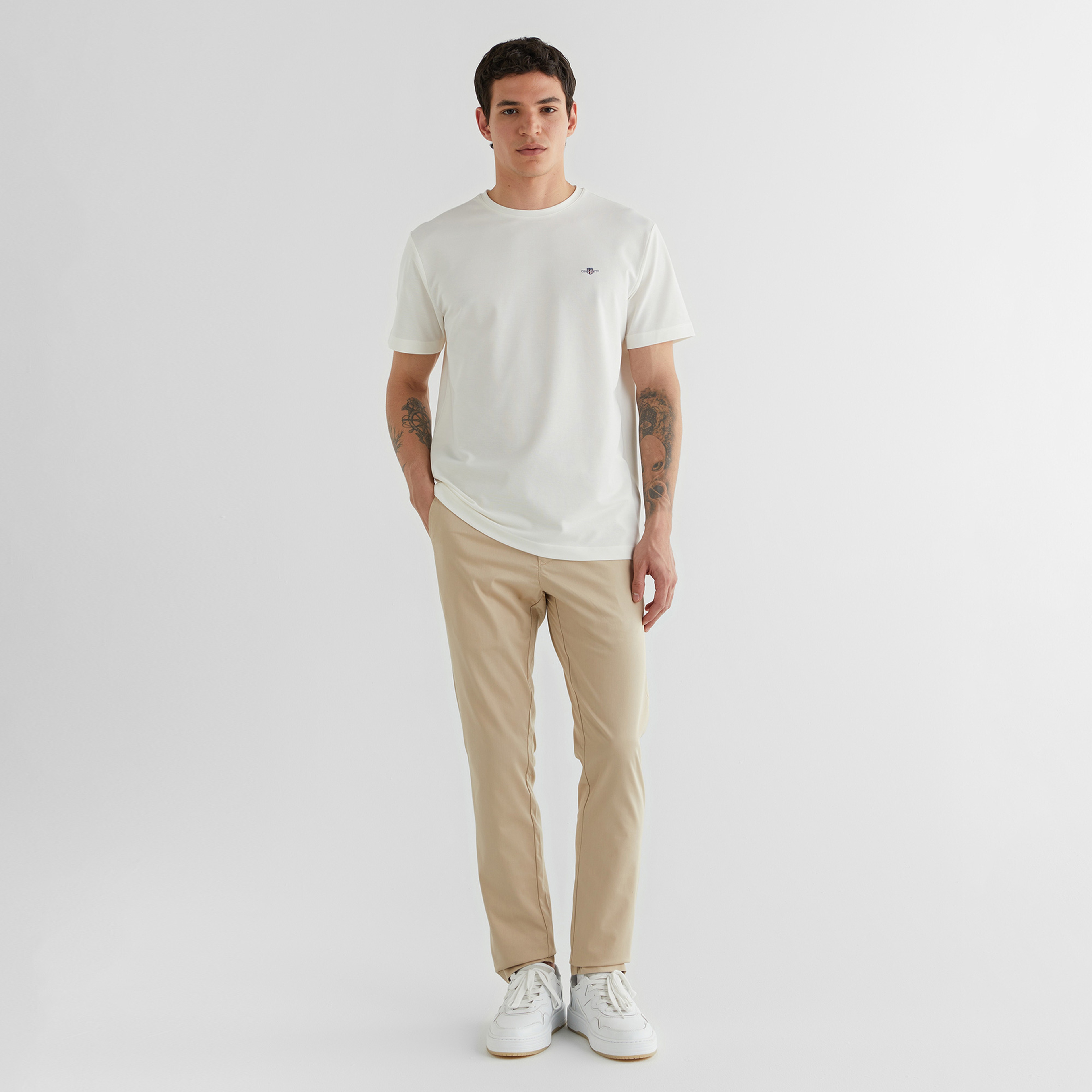 GANT Erkek Beyaz Bisiklet Yaka Regular Fit T-Shirt
