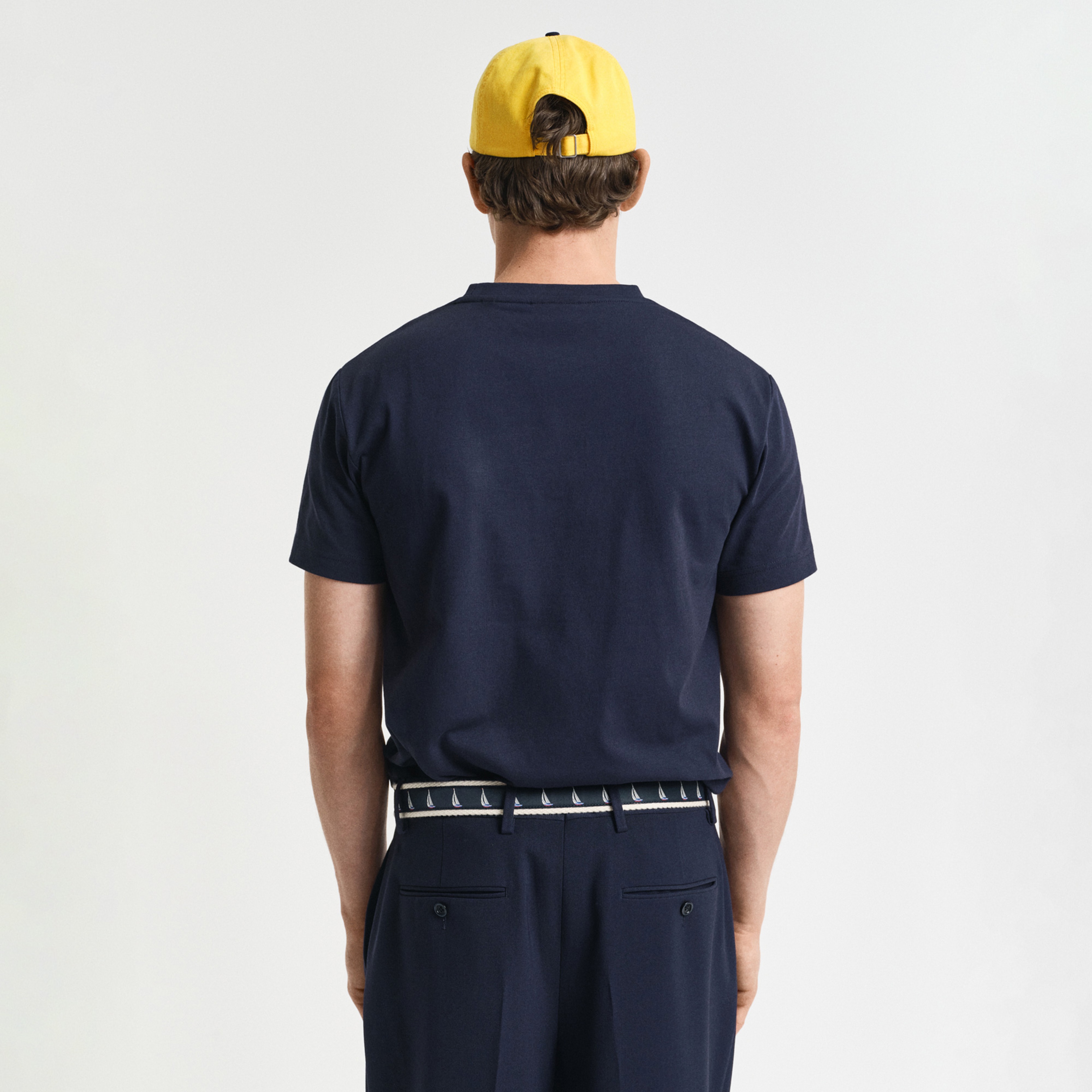 GANT Erkek Lacivert Regular Fit Bisiklet Yaka Logolu T-Shirt