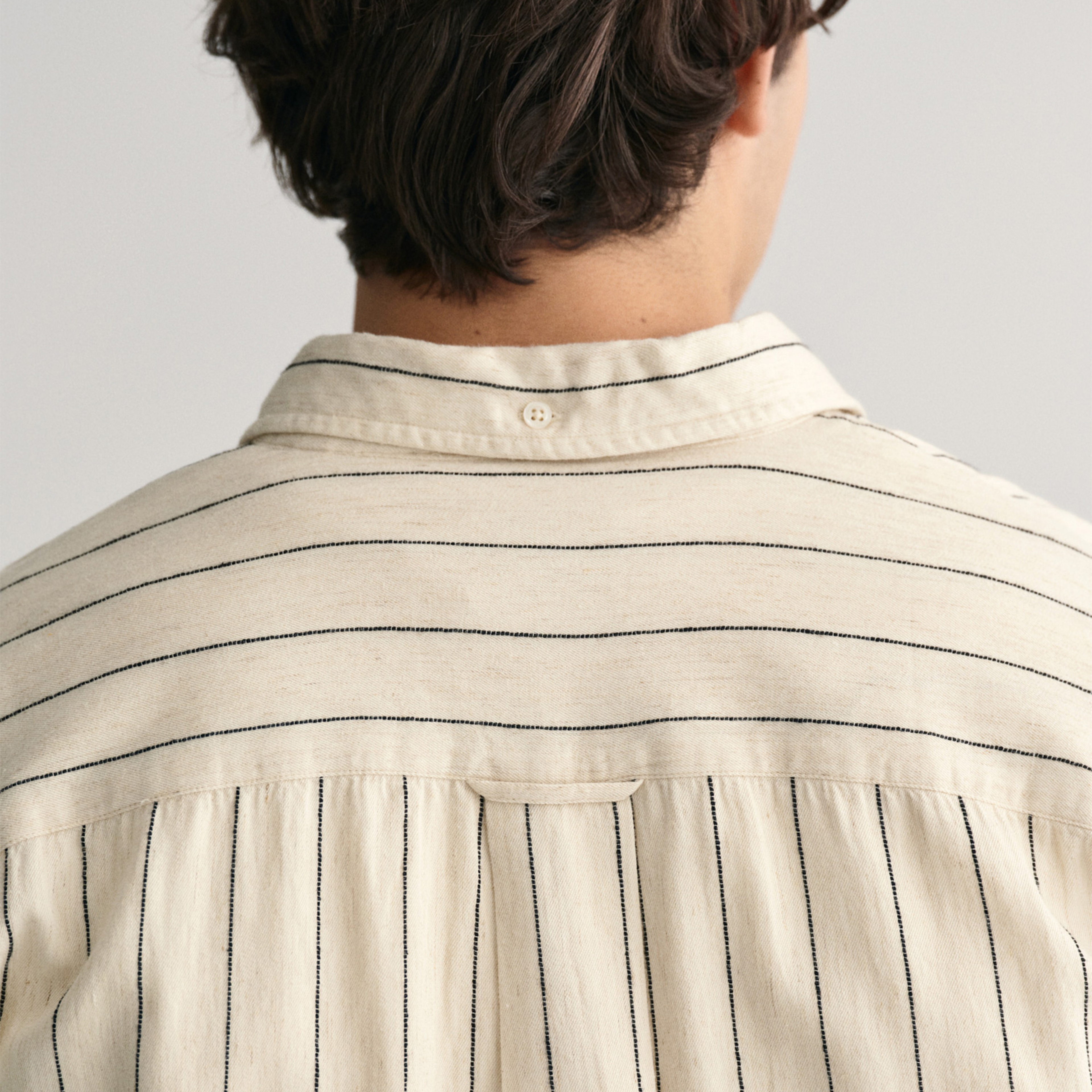 GANT Erkek Bej Relaxed Fit Düğmeli Yaka Çizgili Gömlek