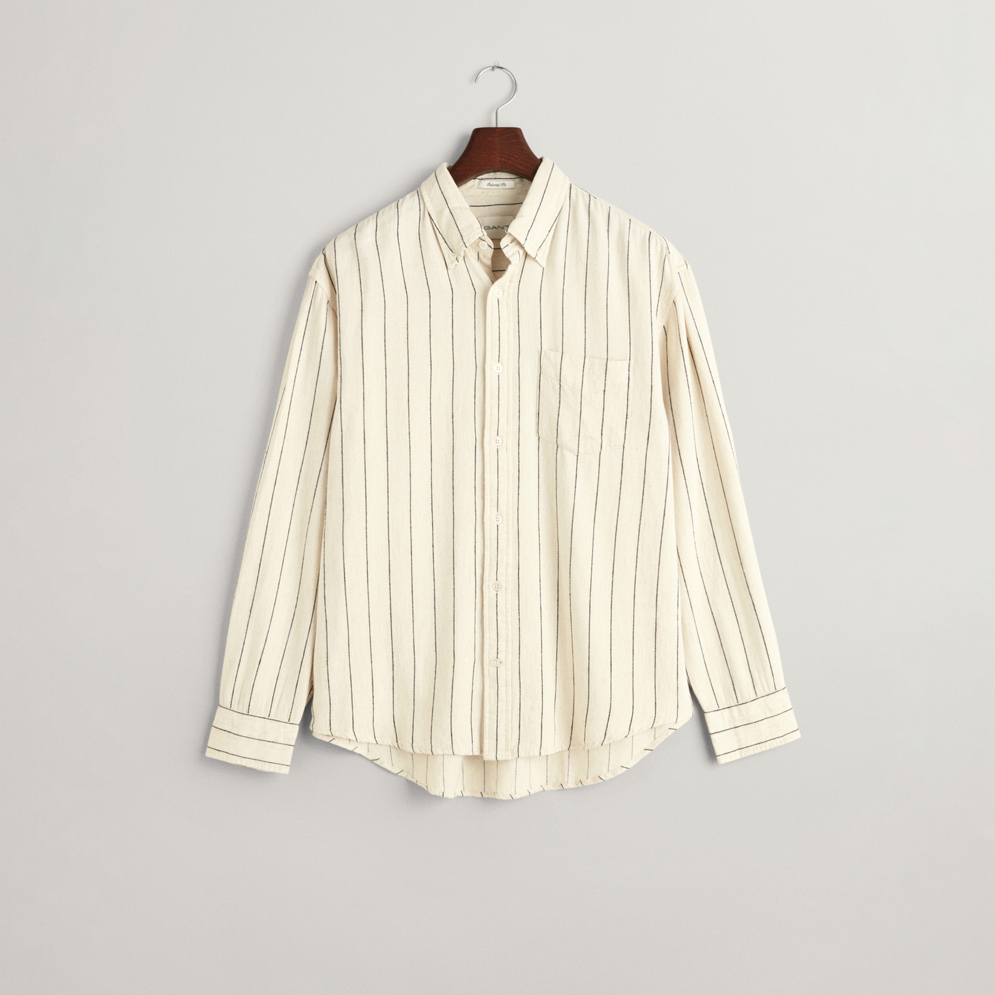 GANT Erkek Bej Relaxed Fit Düğmeli Yaka Çizgili Gömlek