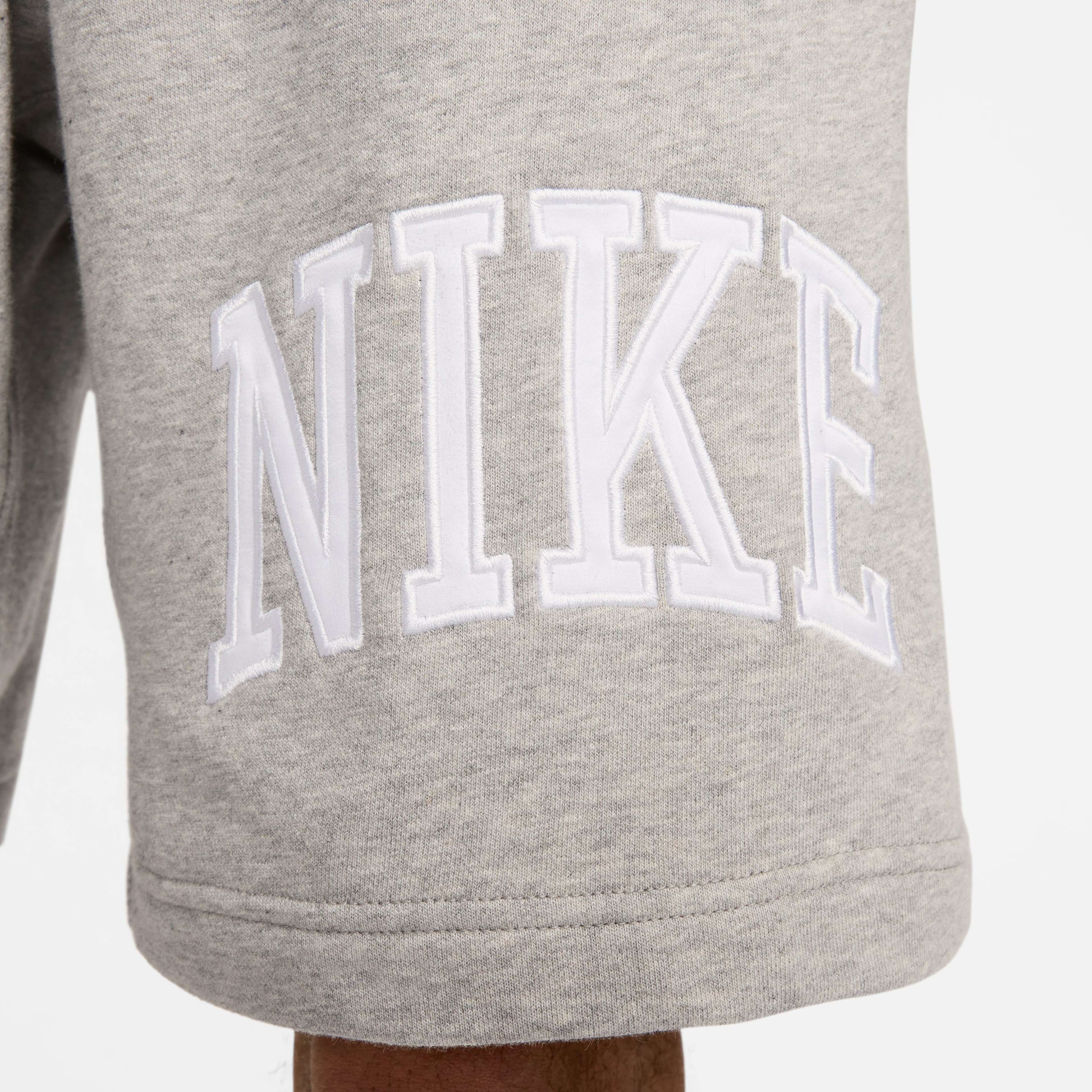 Nike Nk Club Ft Aplq Arch Erkek Gri Şort