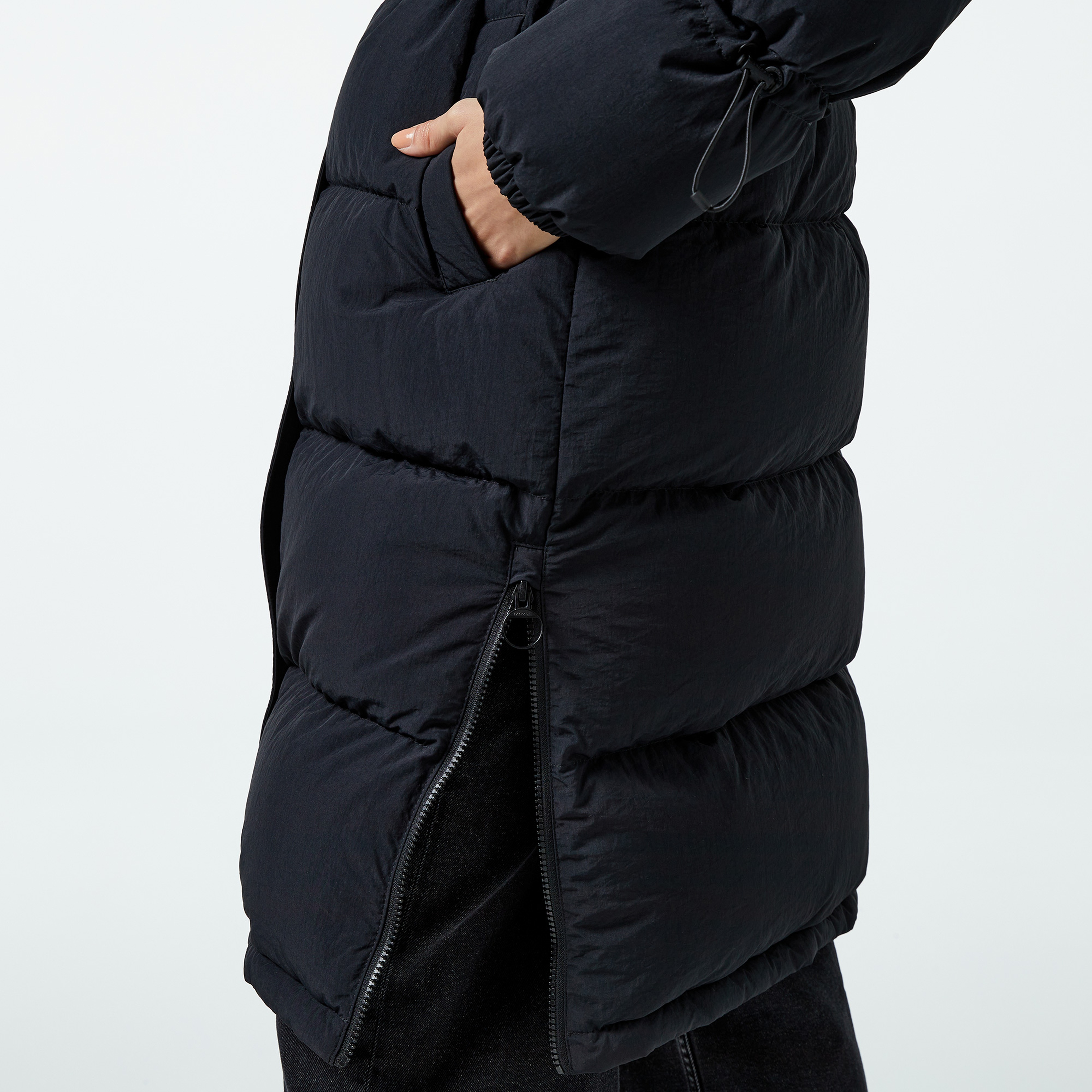 Kadın Kapüşonlu Siyah Mont